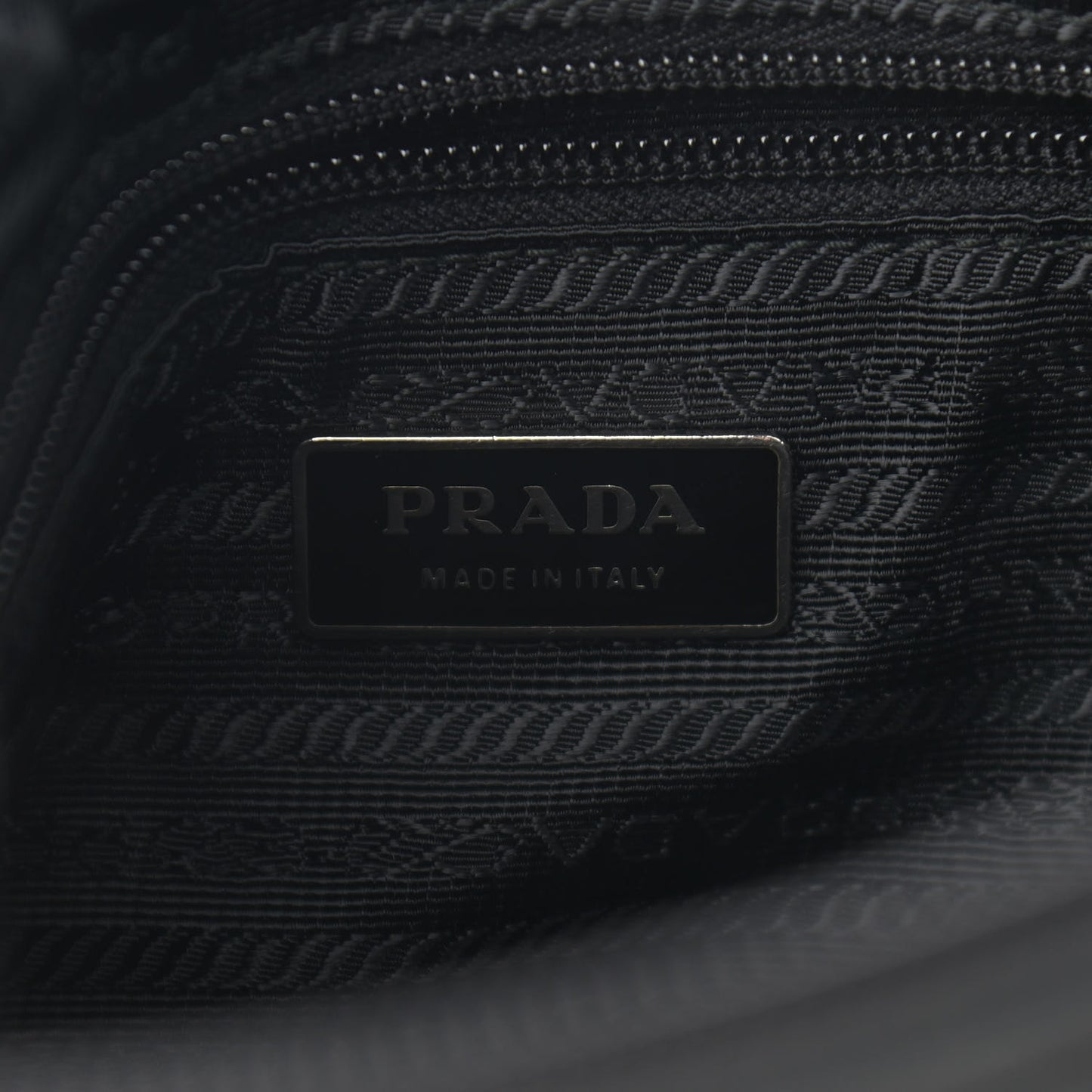 Nylon Vela Flat Messenger Bag Black