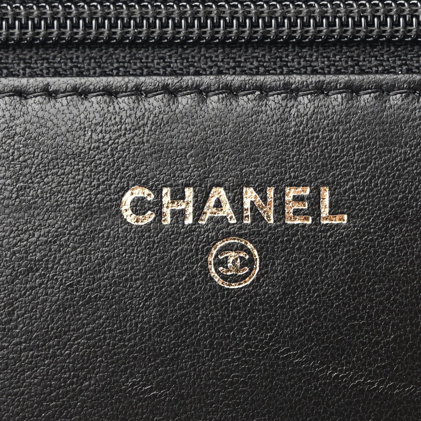 Caviar Quilted Golden Class Wallet On Chain WOC Black