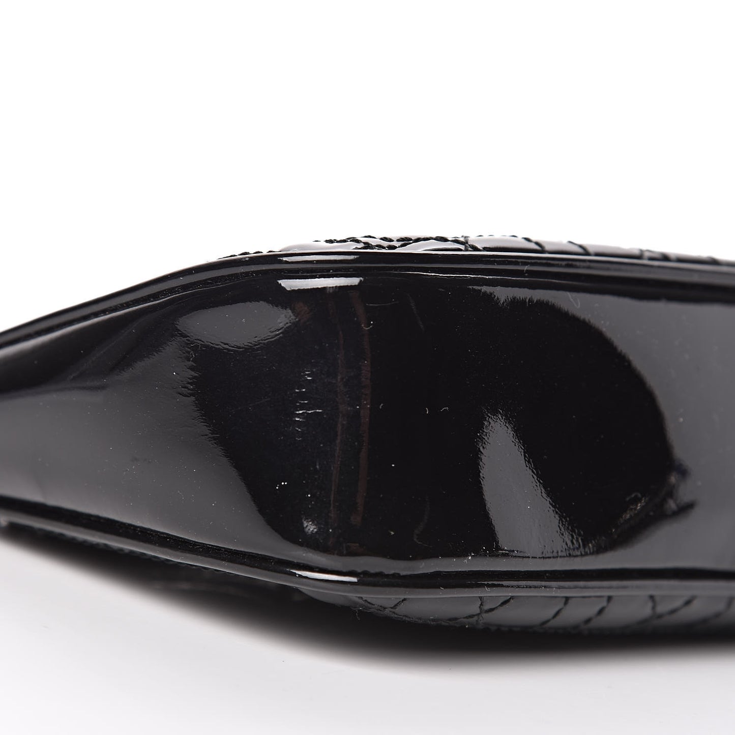 Patent Cannage Chain Pouch Black