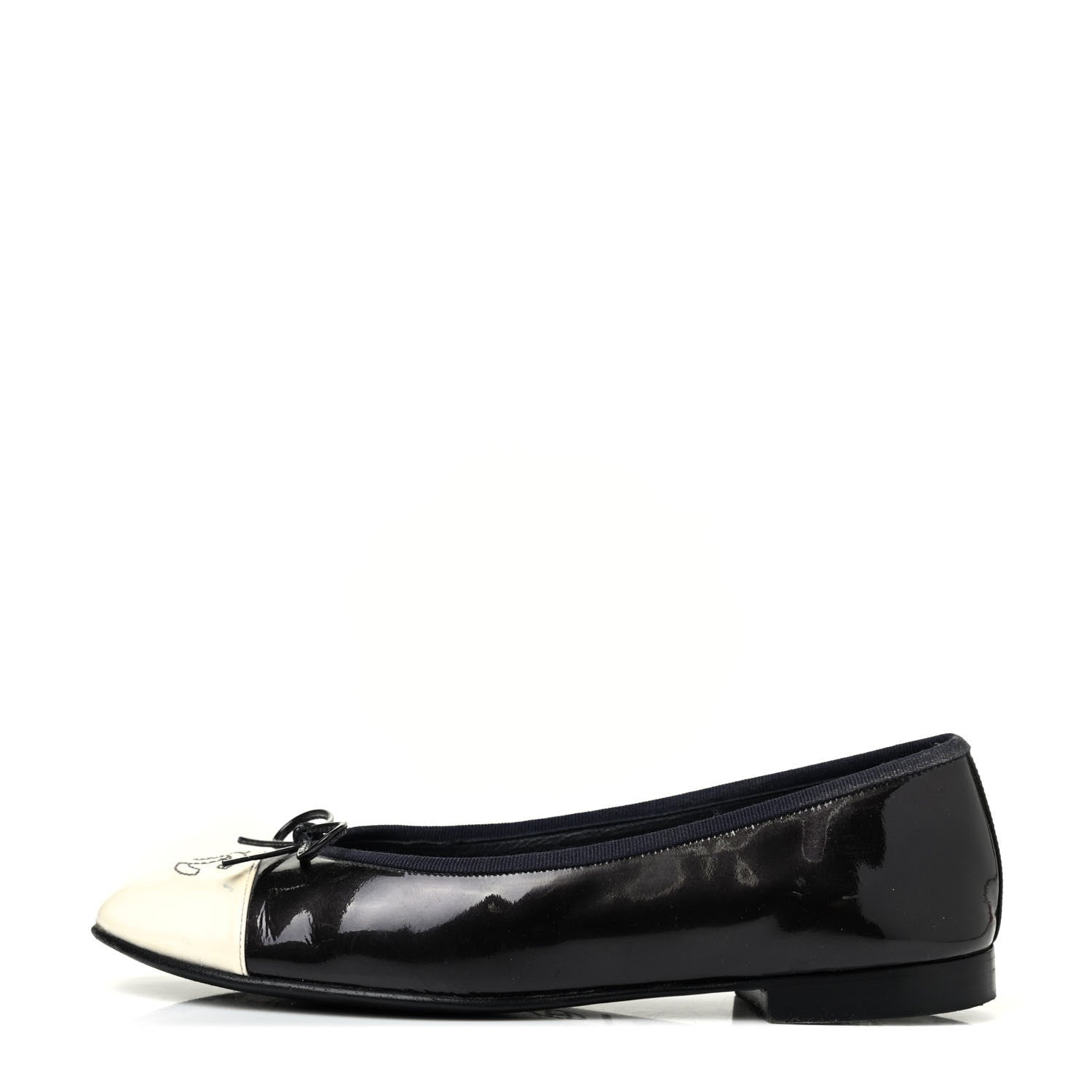 Chanel Patent CC Cap Toe Ballerina Flats 38.5 Navy White 1 of 4