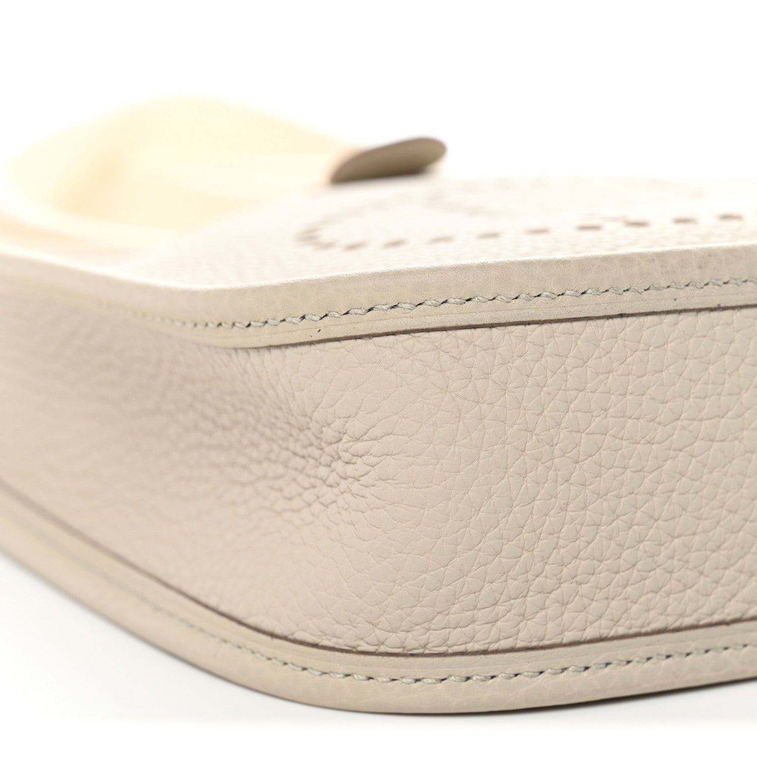 Hermes Taurillon Clemence Amazone Evelyne TPM Craie White 9 of 10