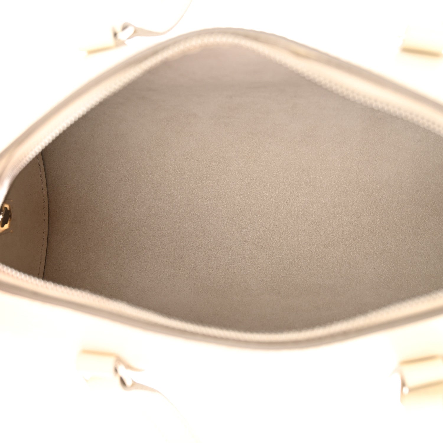 Louis Vuitton Epi Soufflot Ivory 6 of 12