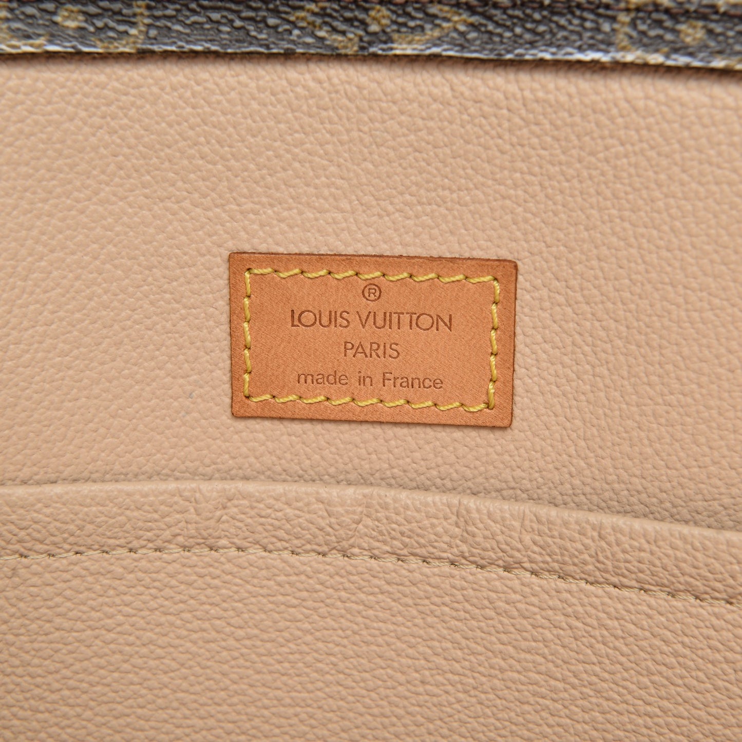Monogram Sac Plat