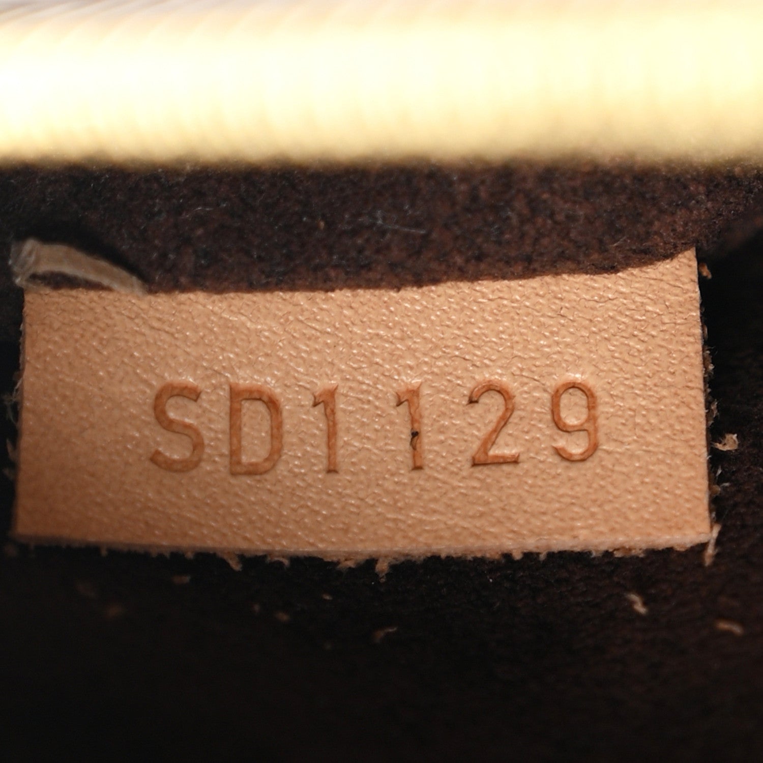 Louis Vuitton Monogram Pochette Metis 8 of 11