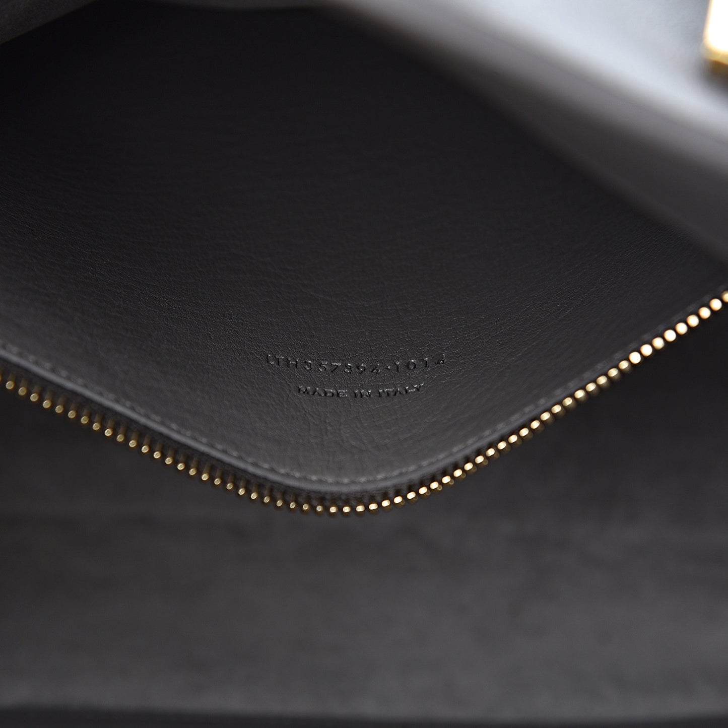 Smooth Calfskin Medium Monogram Cabas Fog