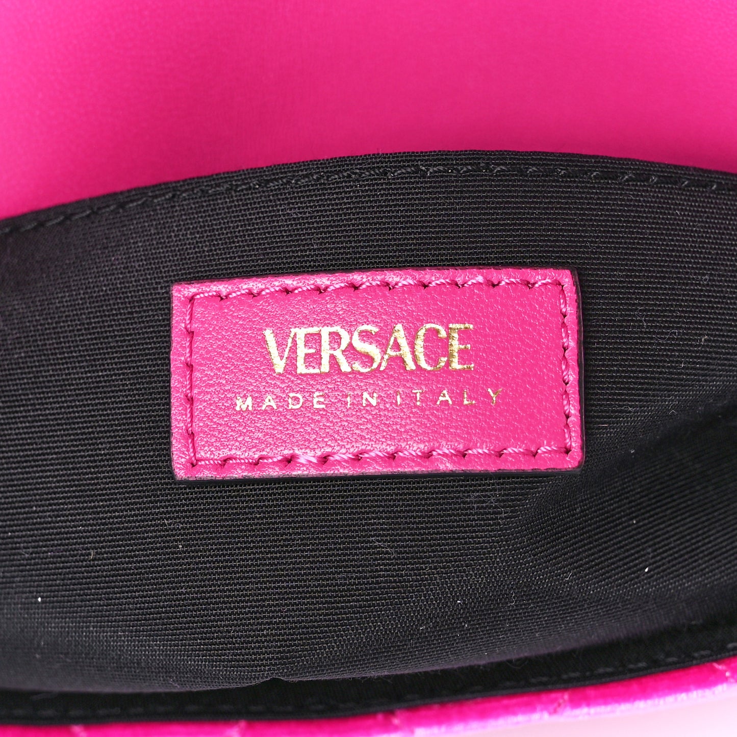 Velvet Quilted Medusa Chain Crossbody Pink
