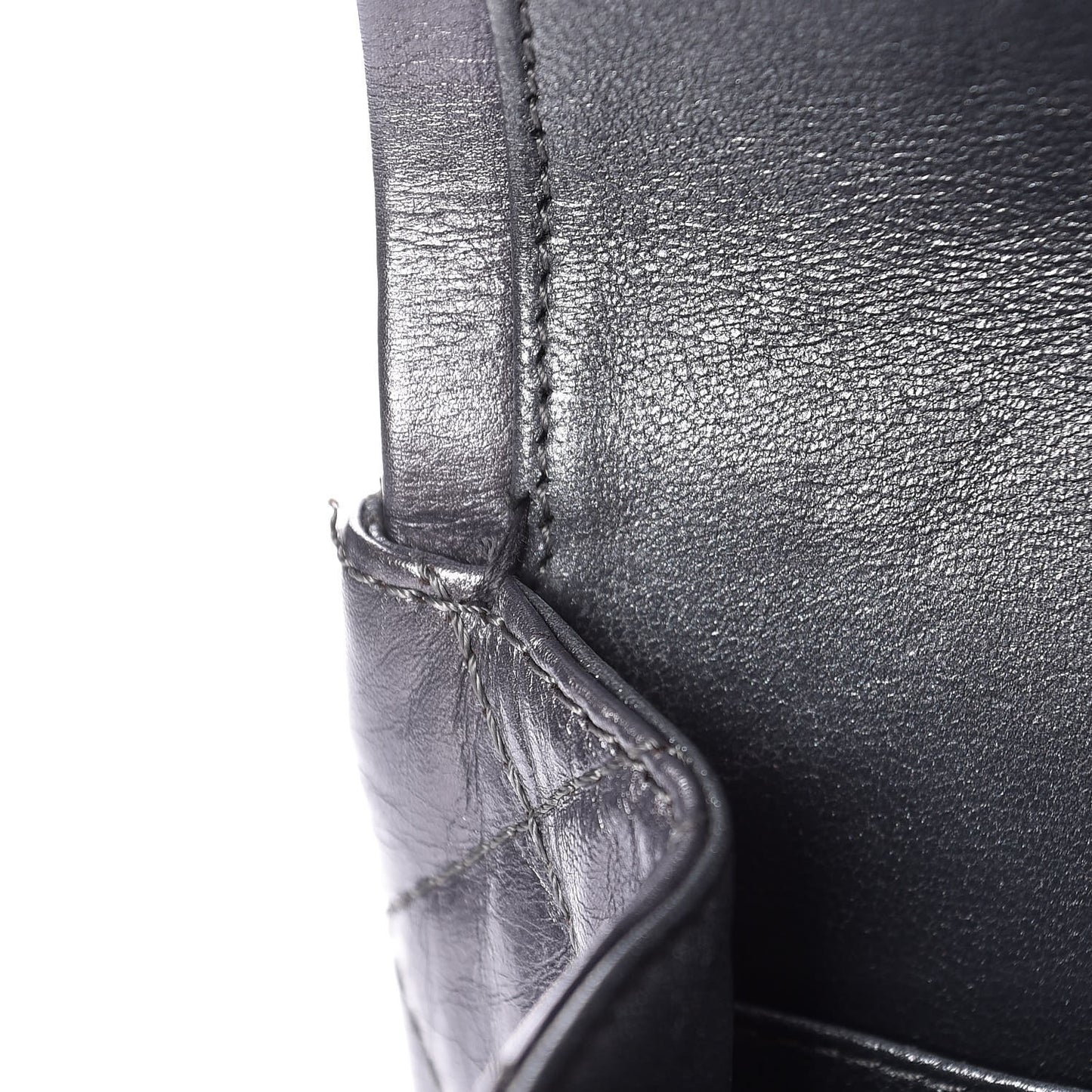Metallic Aged Calfskin Quilted 2.55 Reissue 226 Flap Dark Silver