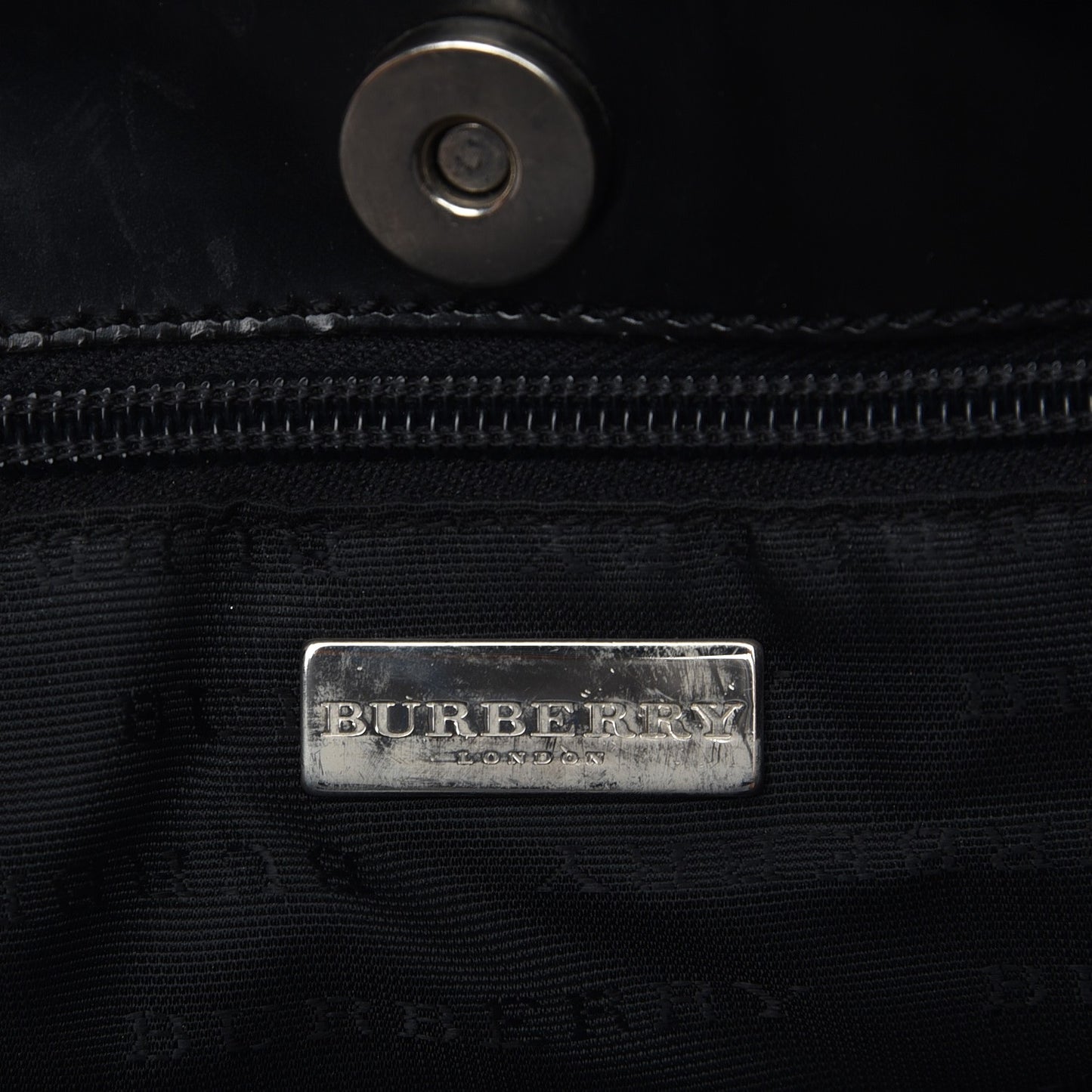 House Check Medium Tote Black