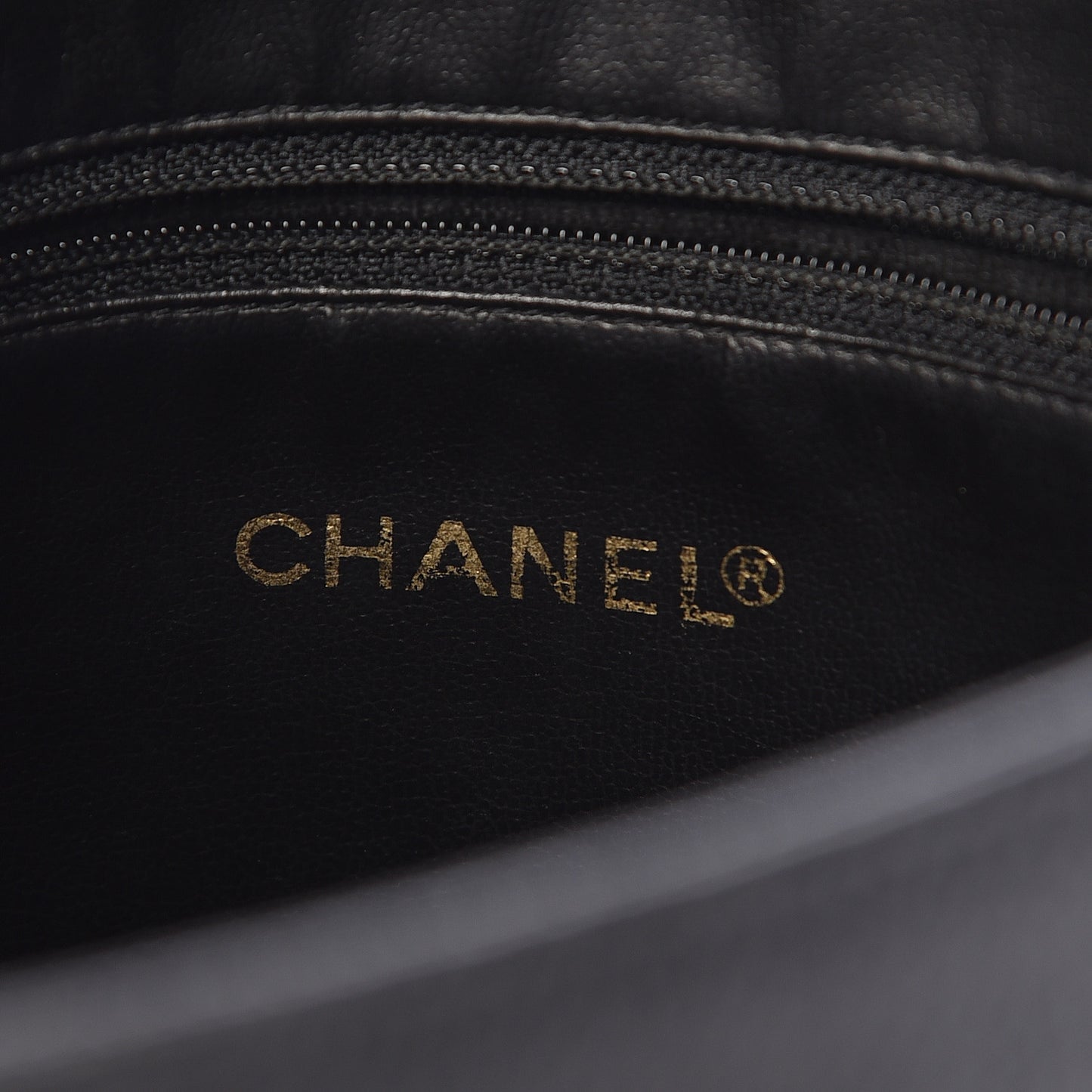 Caviar CC Shoulder Bag Black