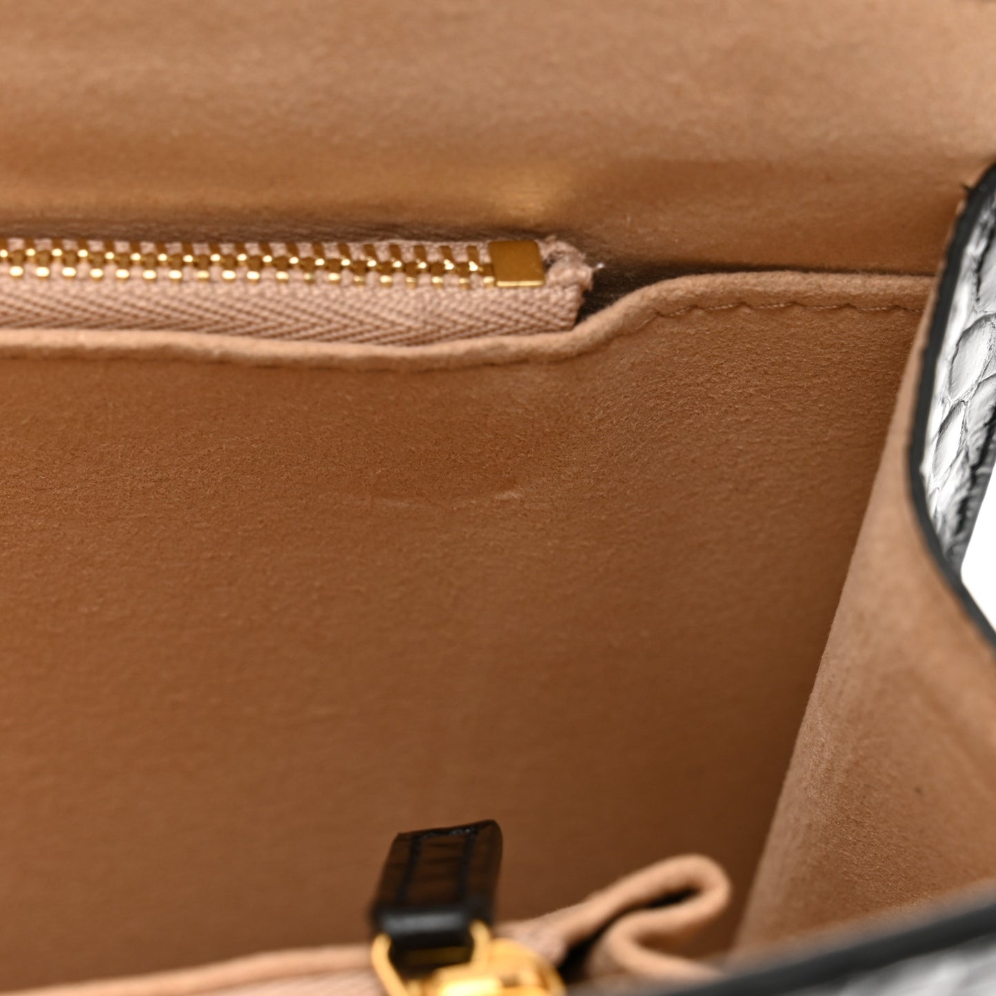 Calfskin Crocodile Embossed Knuckle Flat Clutch Black Gold