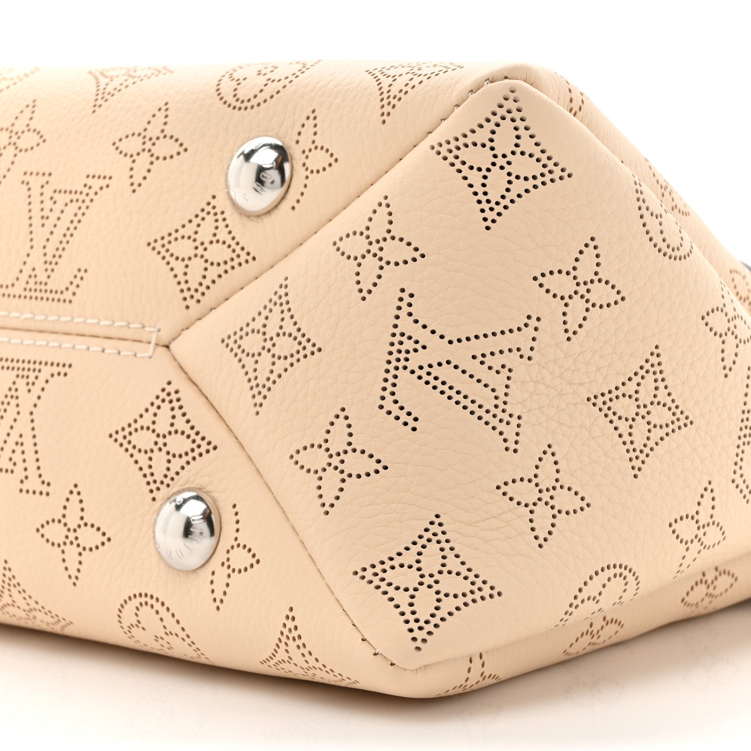 Louis Vuitton Mahina Braided Hand It All PM Creme 8 of 10