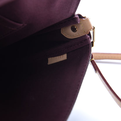 Louis Vuitton Monogram Favorite MM 8 of 10