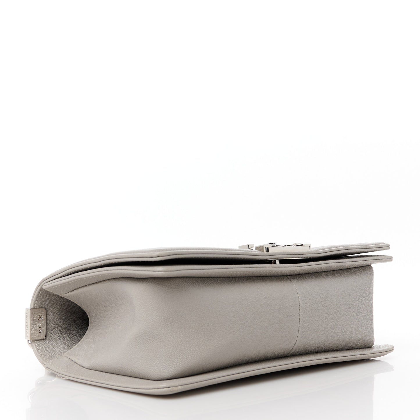 Caviar Quilted Medium Boy Flap Grey