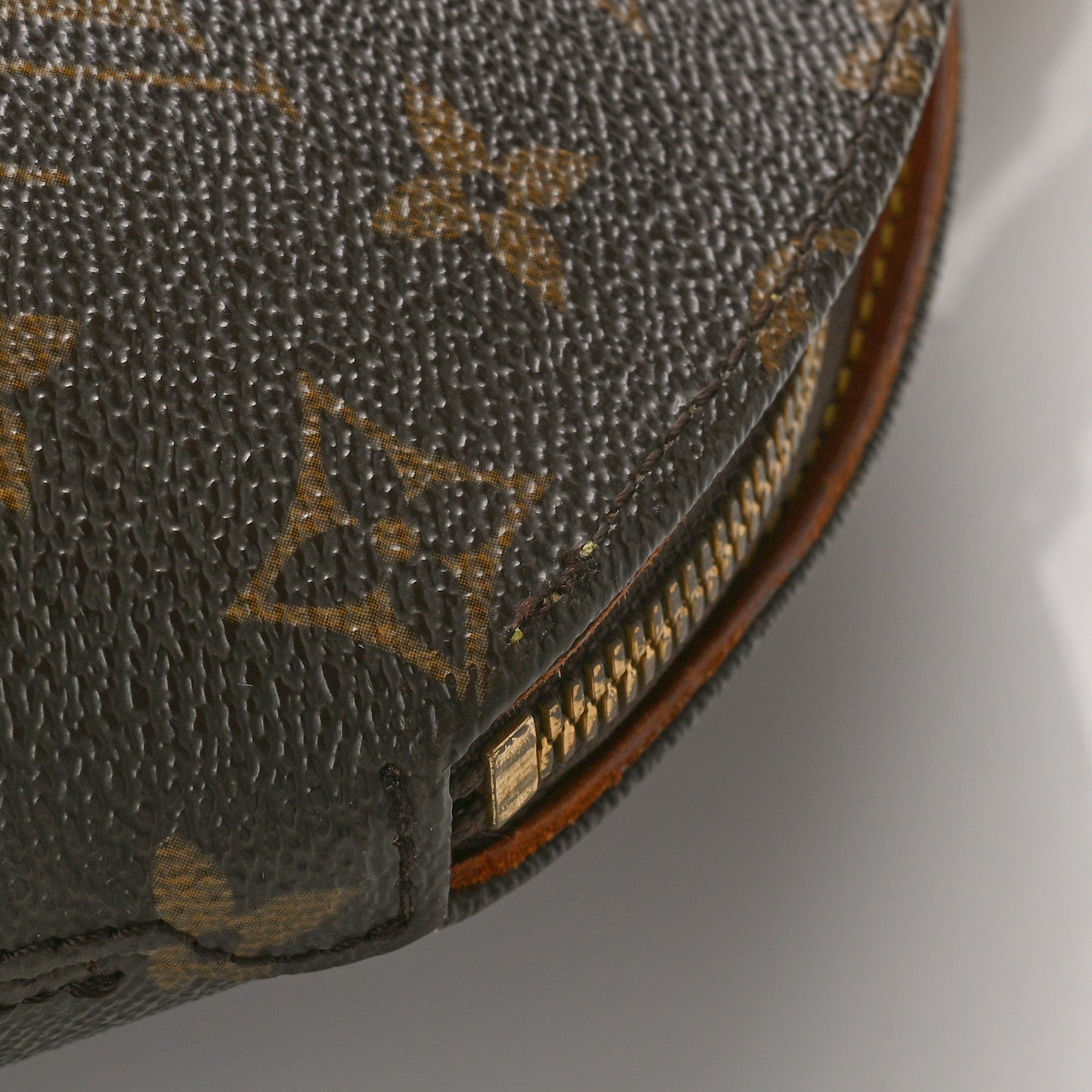 Monogram Ellipse PM