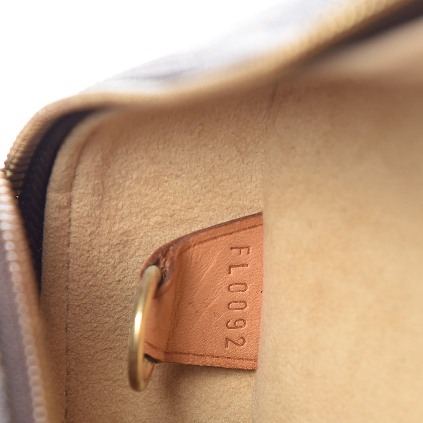 Monogram Cite GM