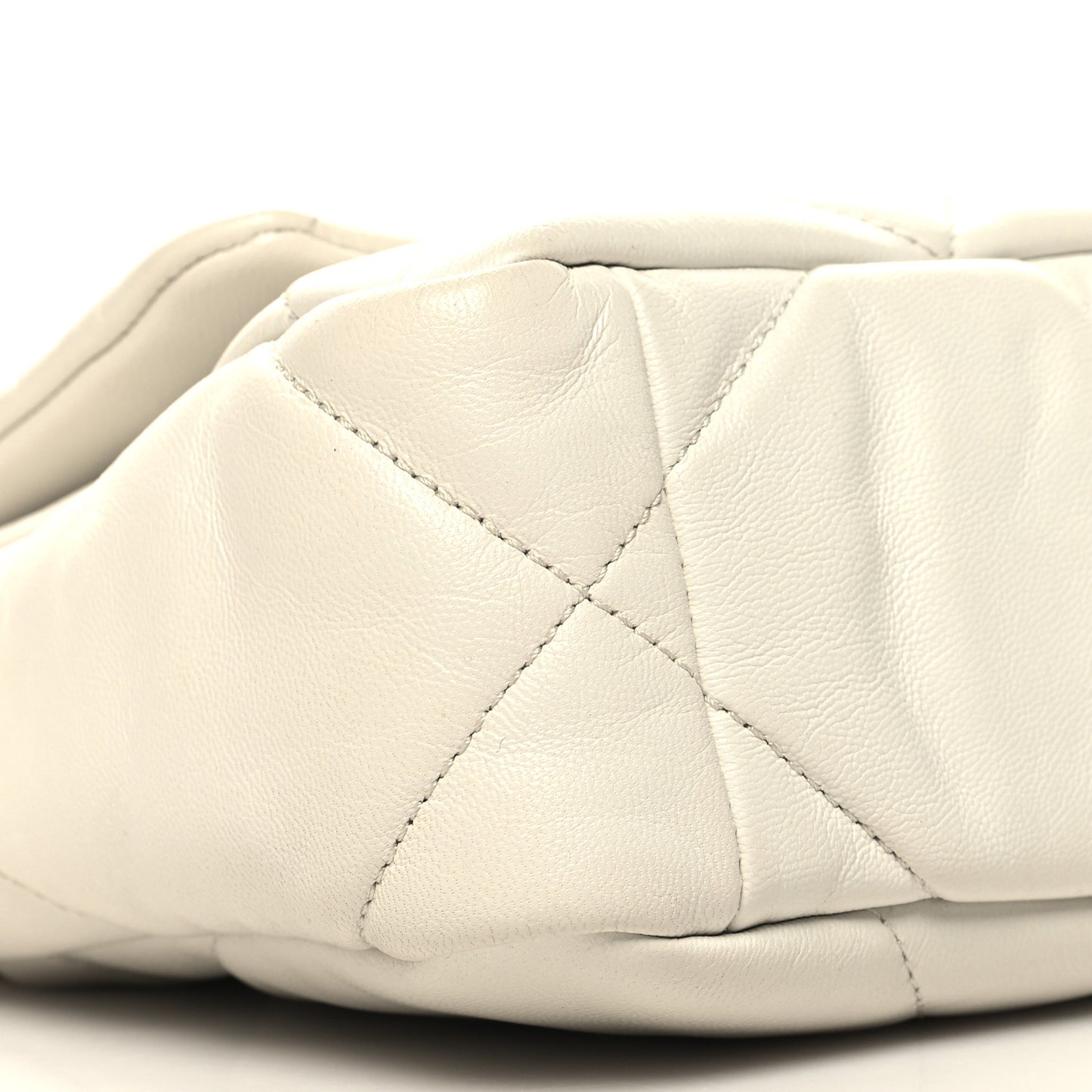 Goatskin Quilted Medium Chanel 19 Flap White