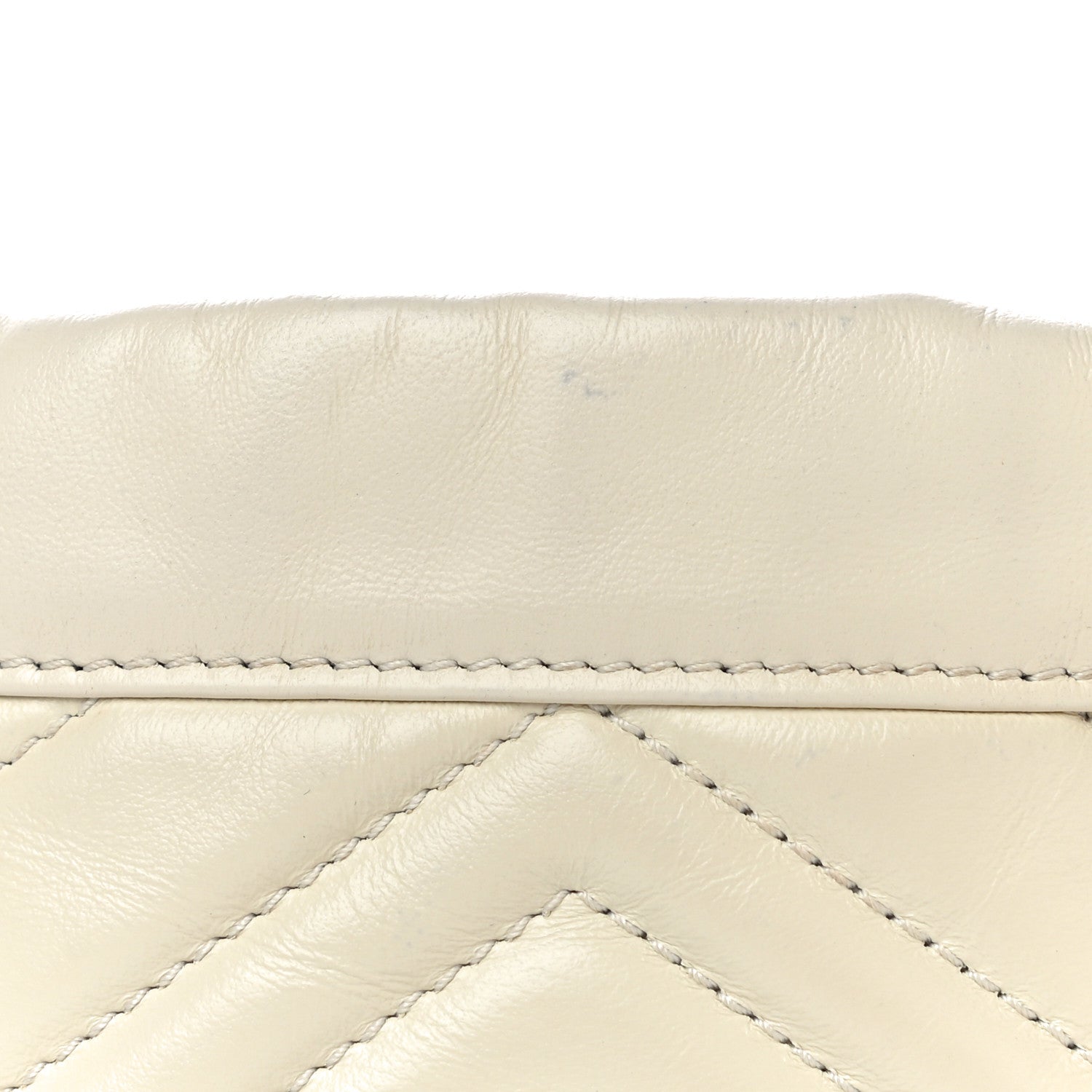 Gucci Calfskin Matelasse Mini GG Marmont 2.0 Bucket Bag White 10 of 11