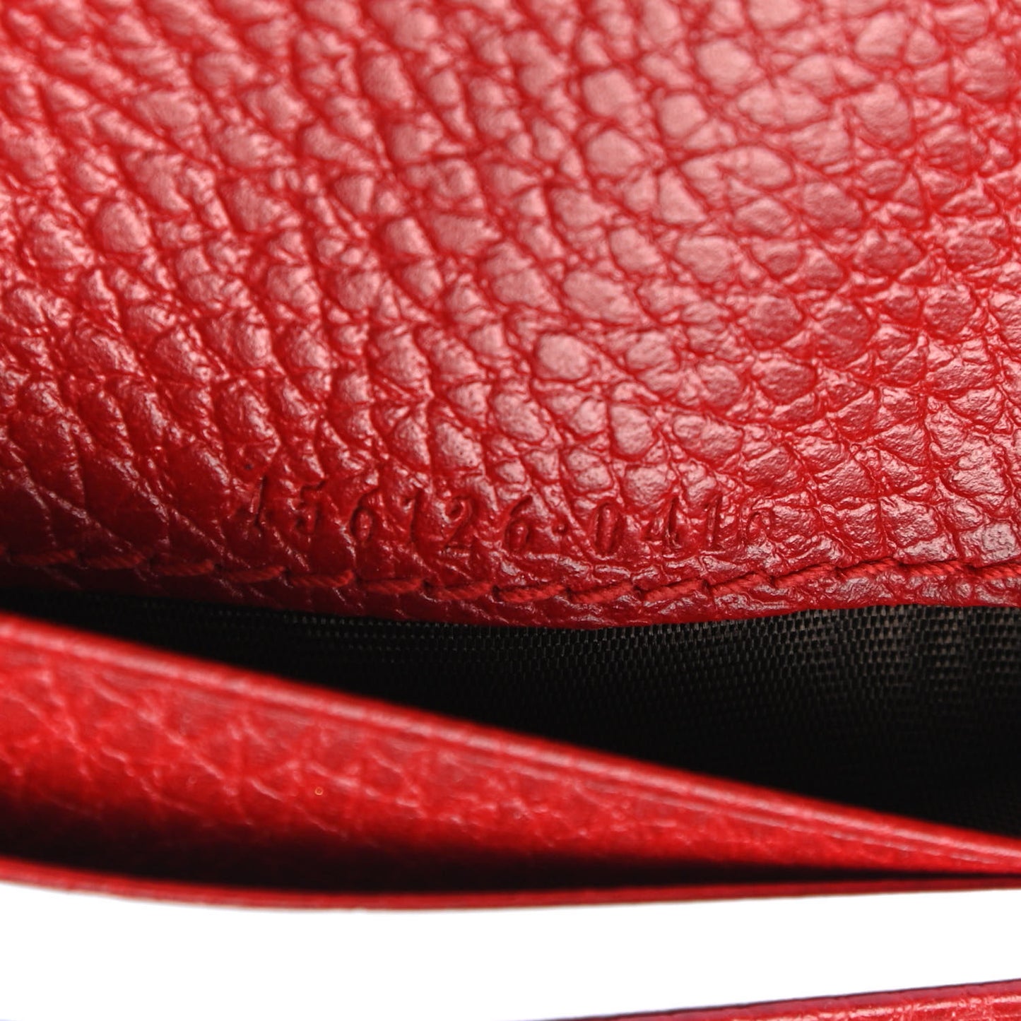Pebbled Calfskin GG Marmont Card Case Hibiscus Red