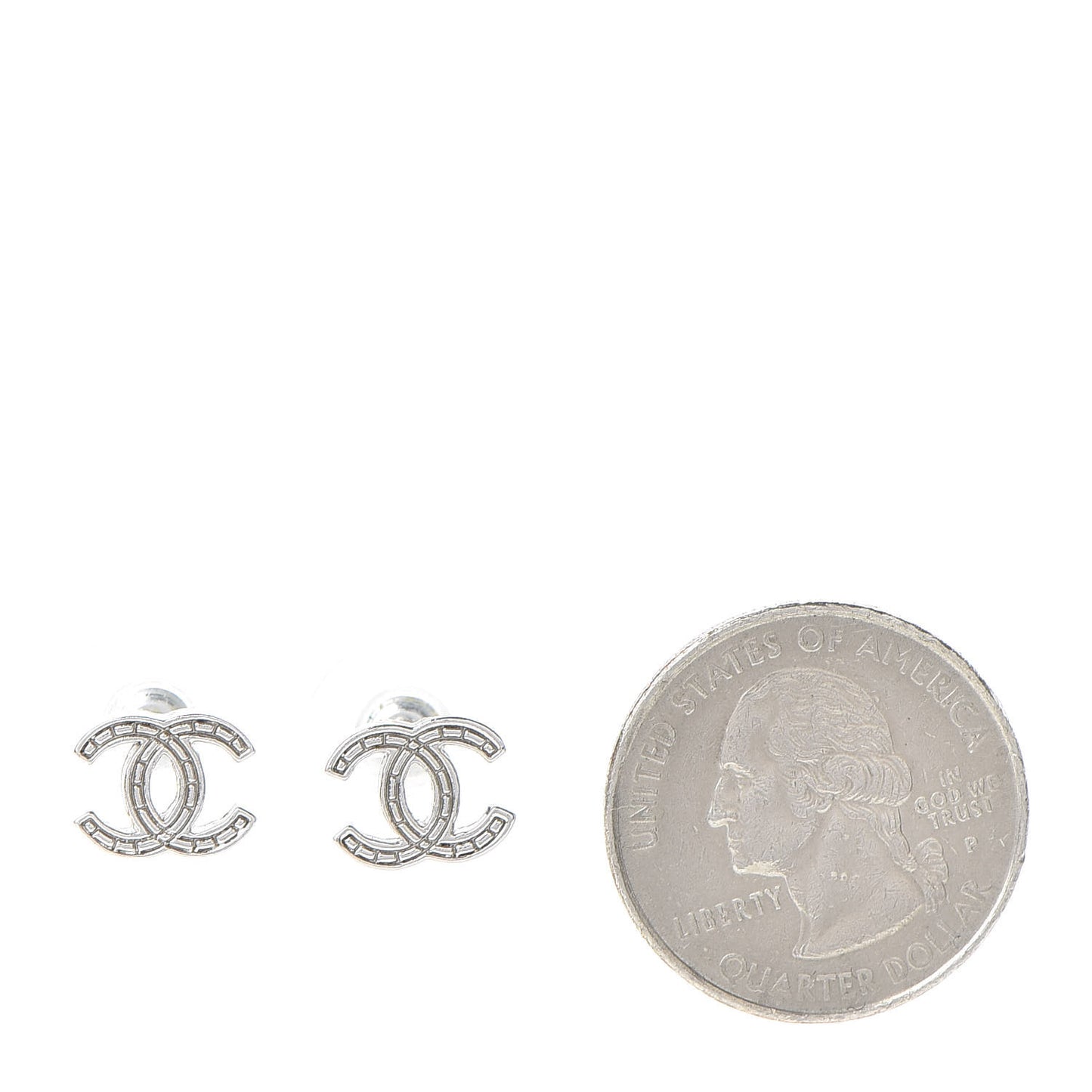 Metal CC Earrings Silver