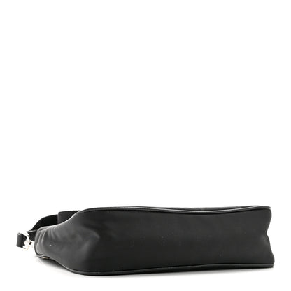Prada Nylon Re-Edition 2005 Shoulder Bag Black 4 of 10