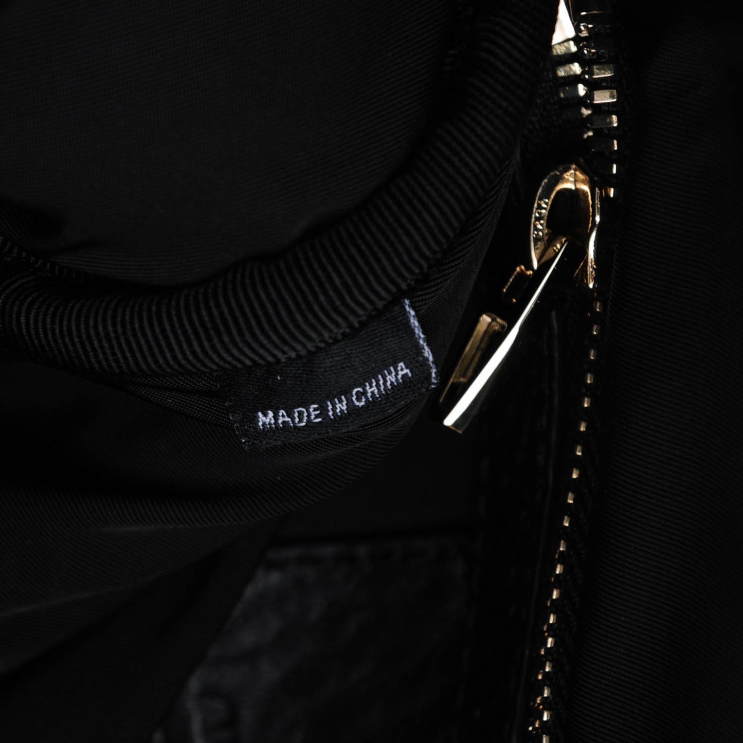Pebbled Lambskin Rocco Black Pale Gold Hardware