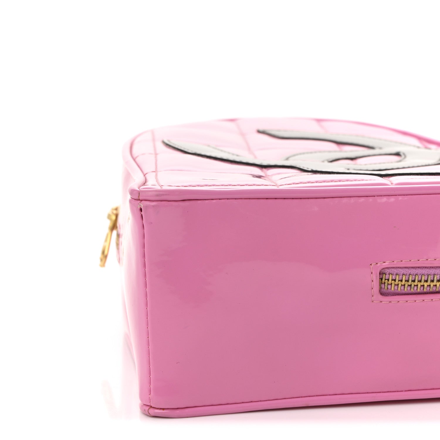 Chanel Patent Quilted CC Barbie Heart Vanity Case Pink 21 of 25