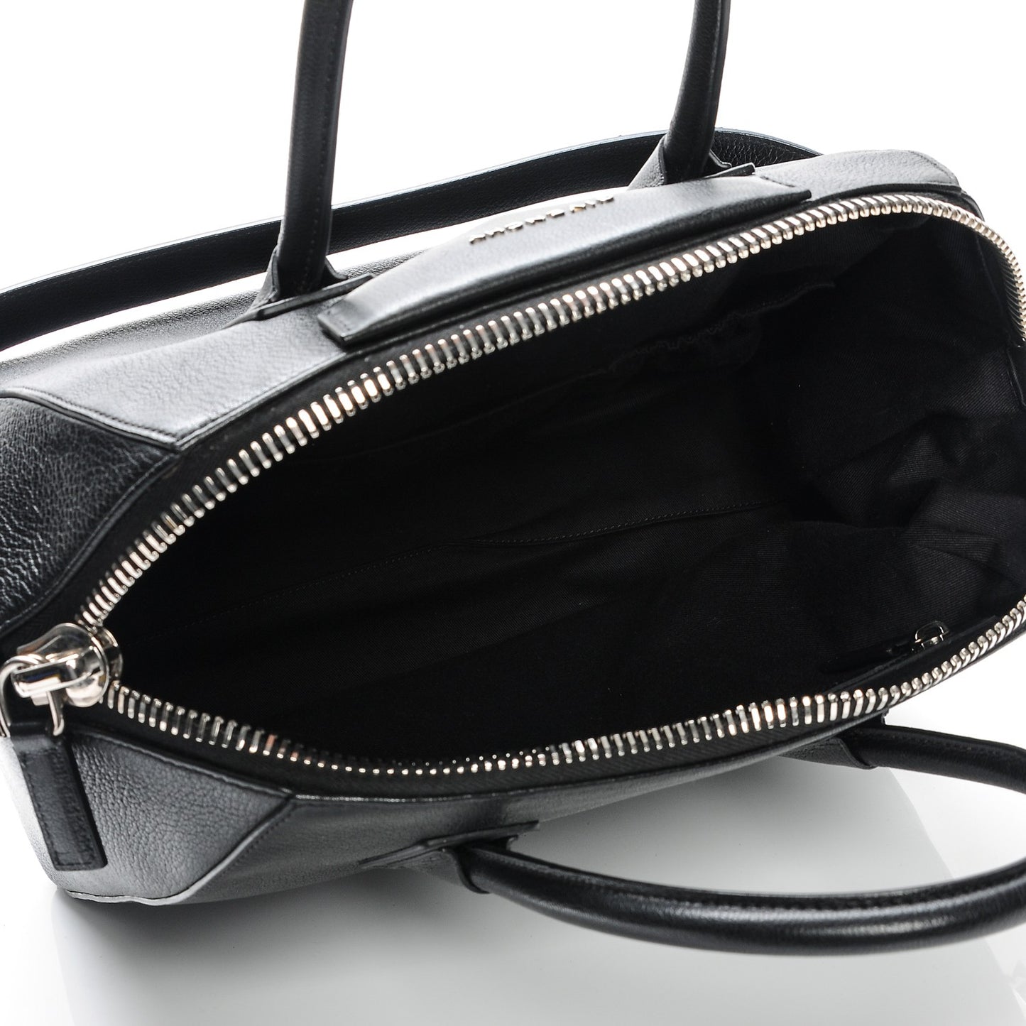 Sugar Goatskin Medium Antigona Black