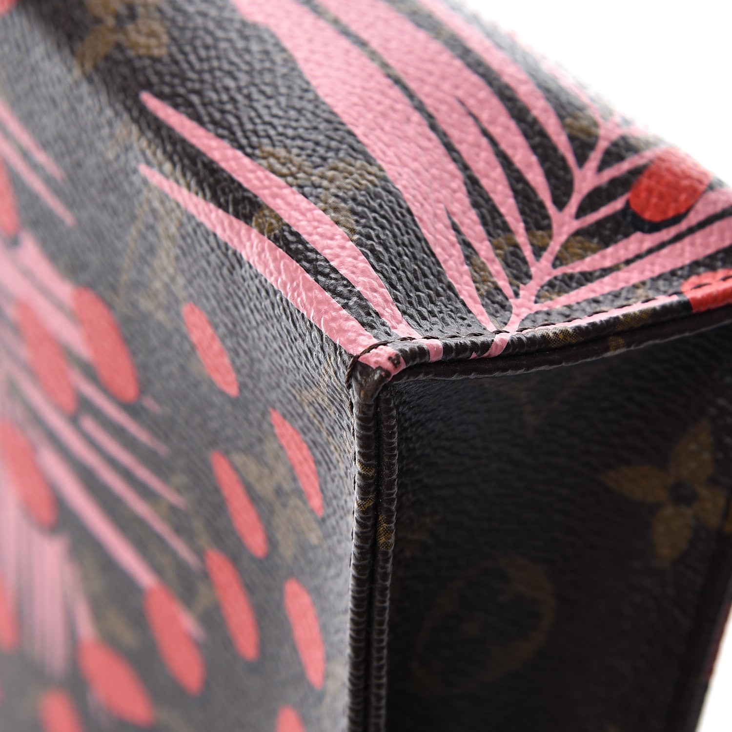 Louis Vuitton Monogram Jungle Dots Toiletry Pouch 26 Sugar Pink Poppy 12 of 14