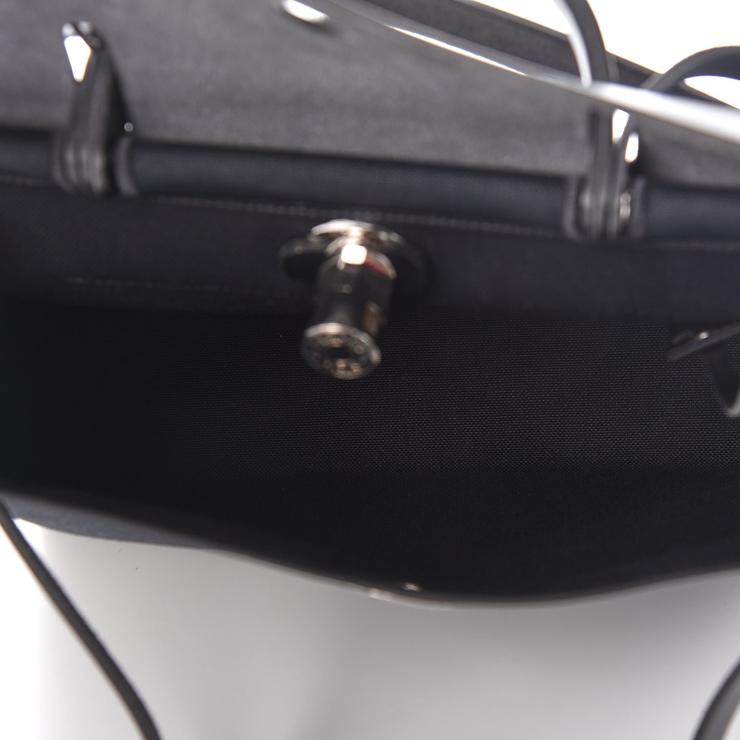 Military Toile Vache Hunter Herbag Zip PM 31 Black