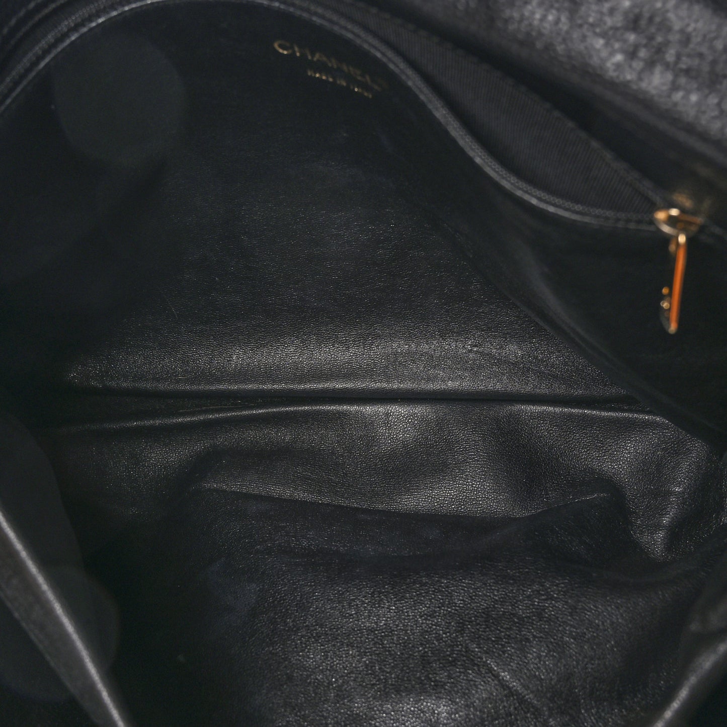 Caviar Quilted Shopping Tote Black