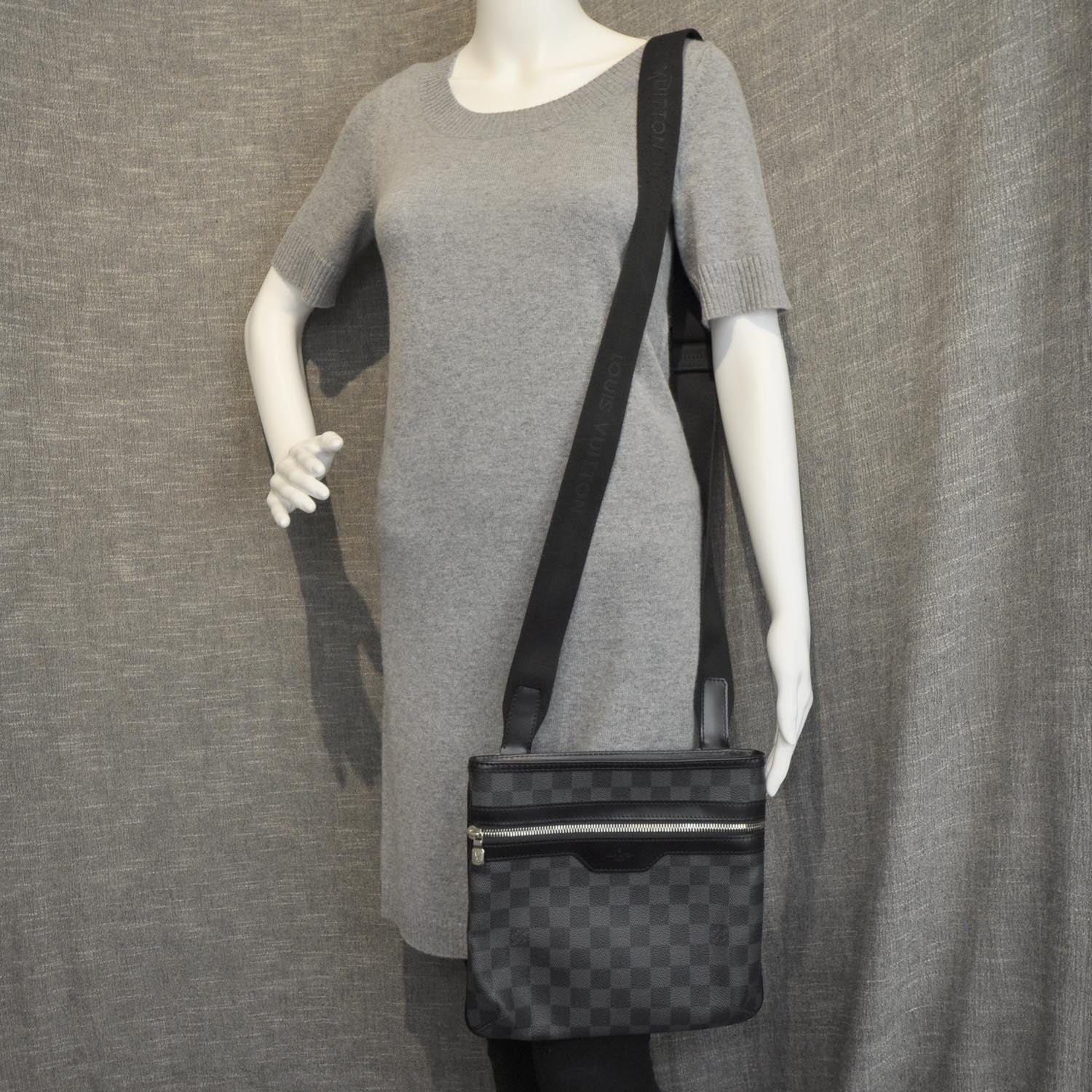 Louis Vuitton Damier Graphite Bosphore Pochette 2 of 8
