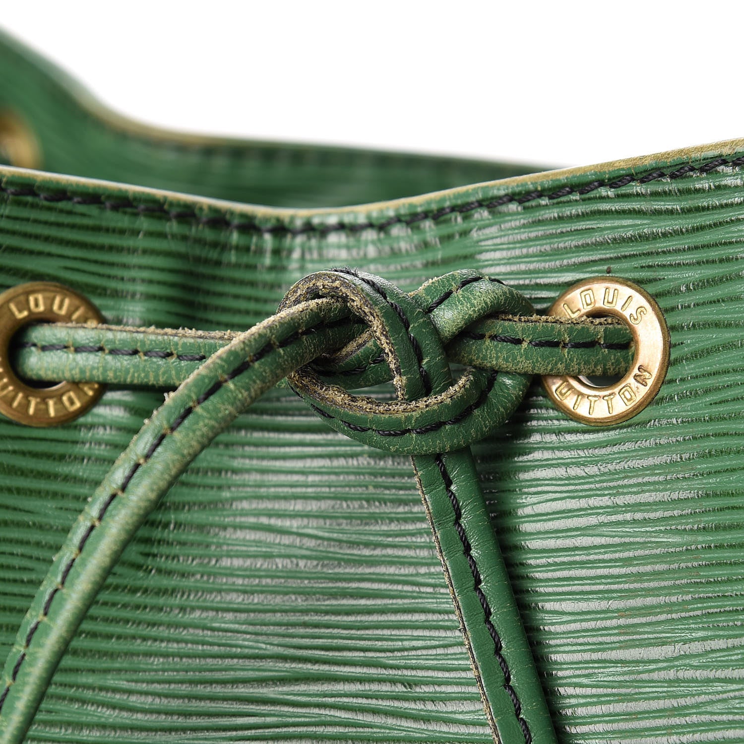Louis Vuitton Epi Noe Borneo 14 of 31