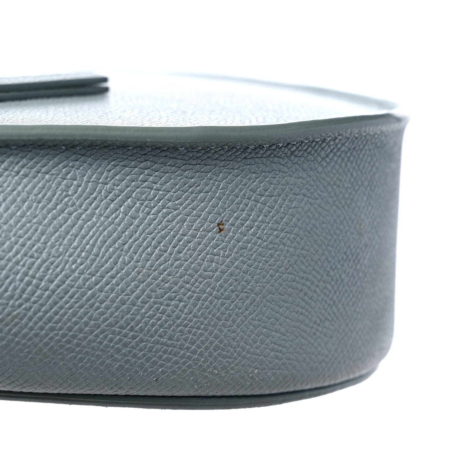 Grained Calfskin Compact Trotteur Cloud