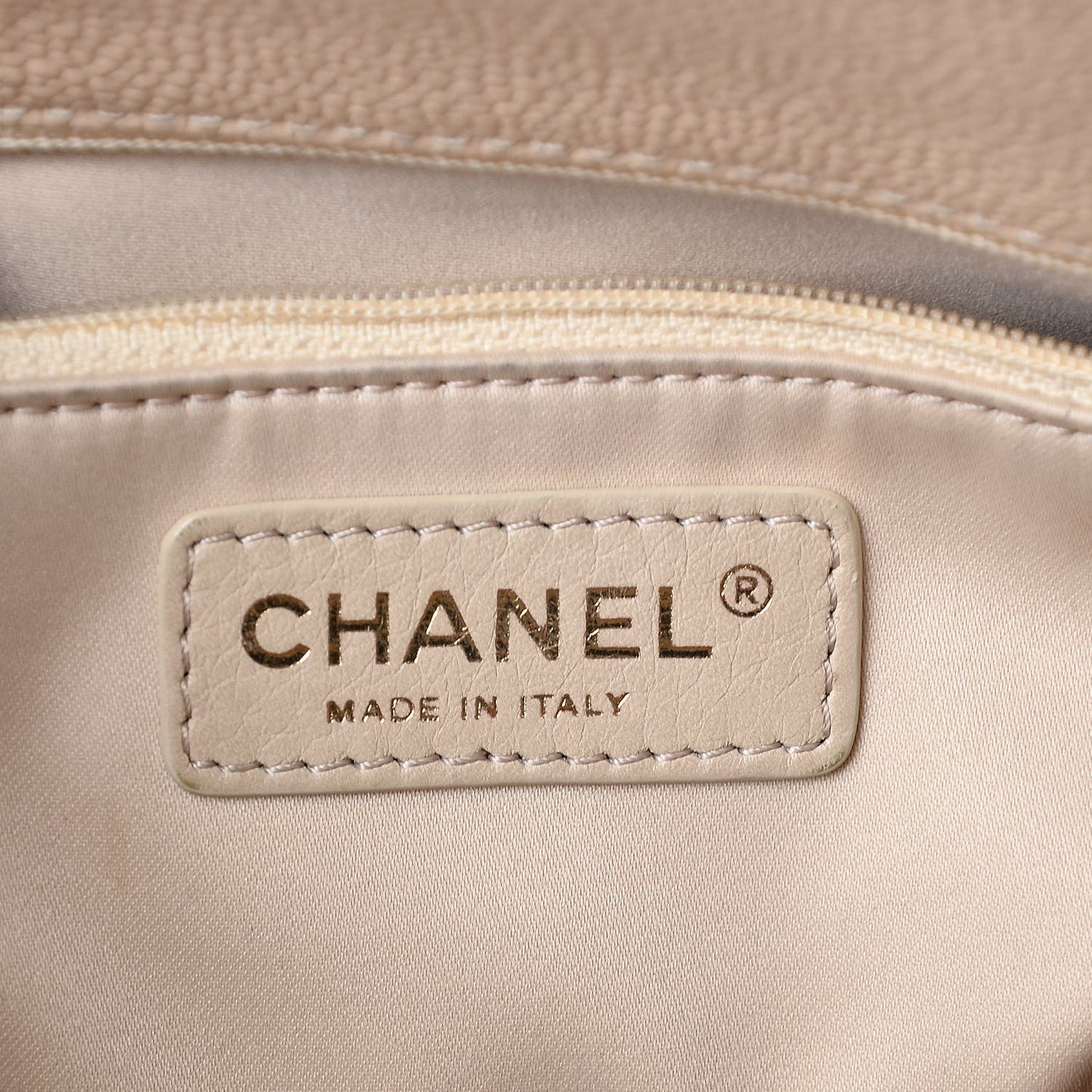Caviar Quilted Grand Shopping Tote GST Beige Clair