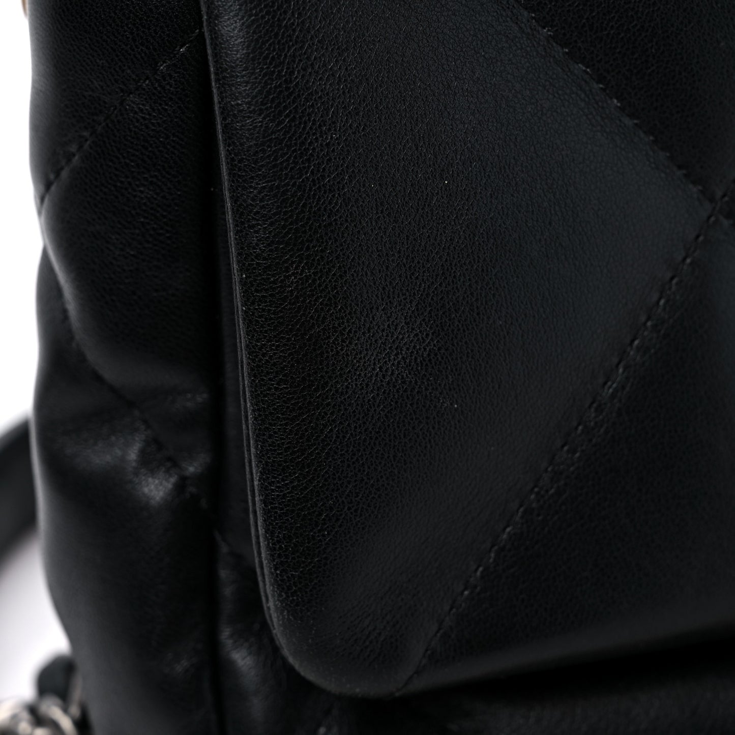 Goatskin Quilted Medium Chanel 19 Flap Black