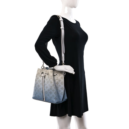 Louis Vuitton Mahina Degrade Muria Bleu 2 of 9