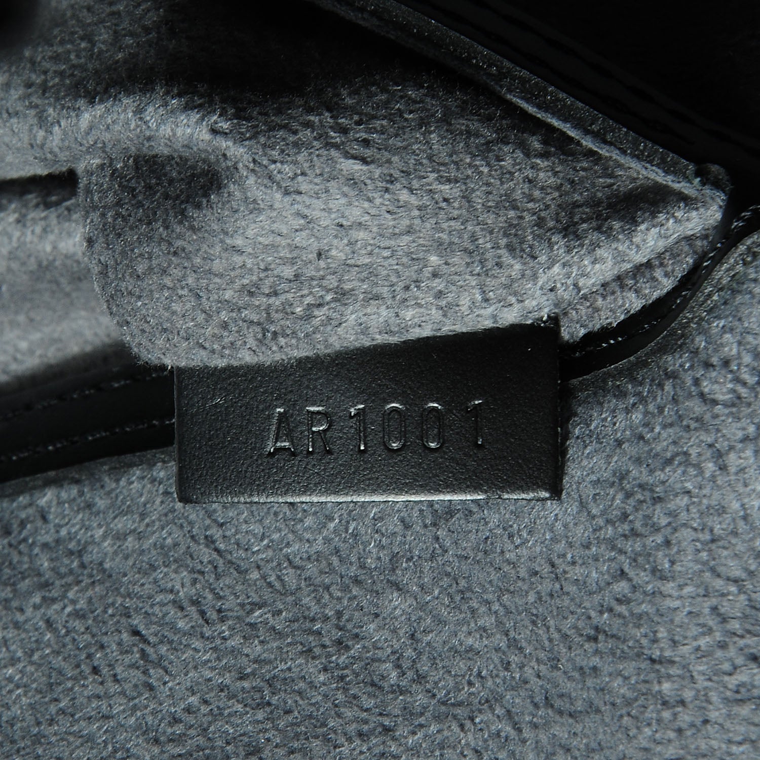 Louis Vuitton Epi Alma PM Black 7 of 7