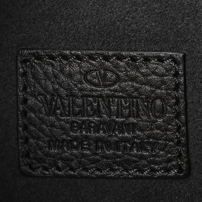 Valentino Garavani Pebbled Calfskin Rockstud Rolling Envelope Clutch Black 6 of 8