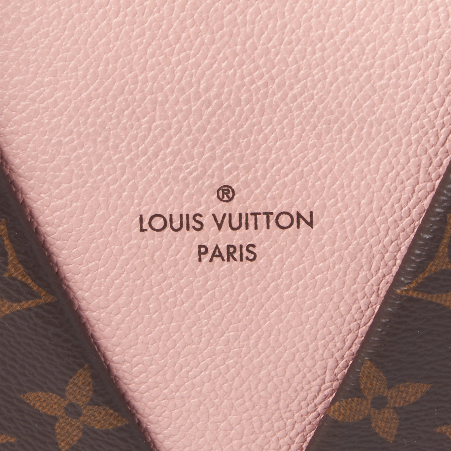 Louis Vuitton Monogram V Tote BB Rose Poudre 8 of 10
