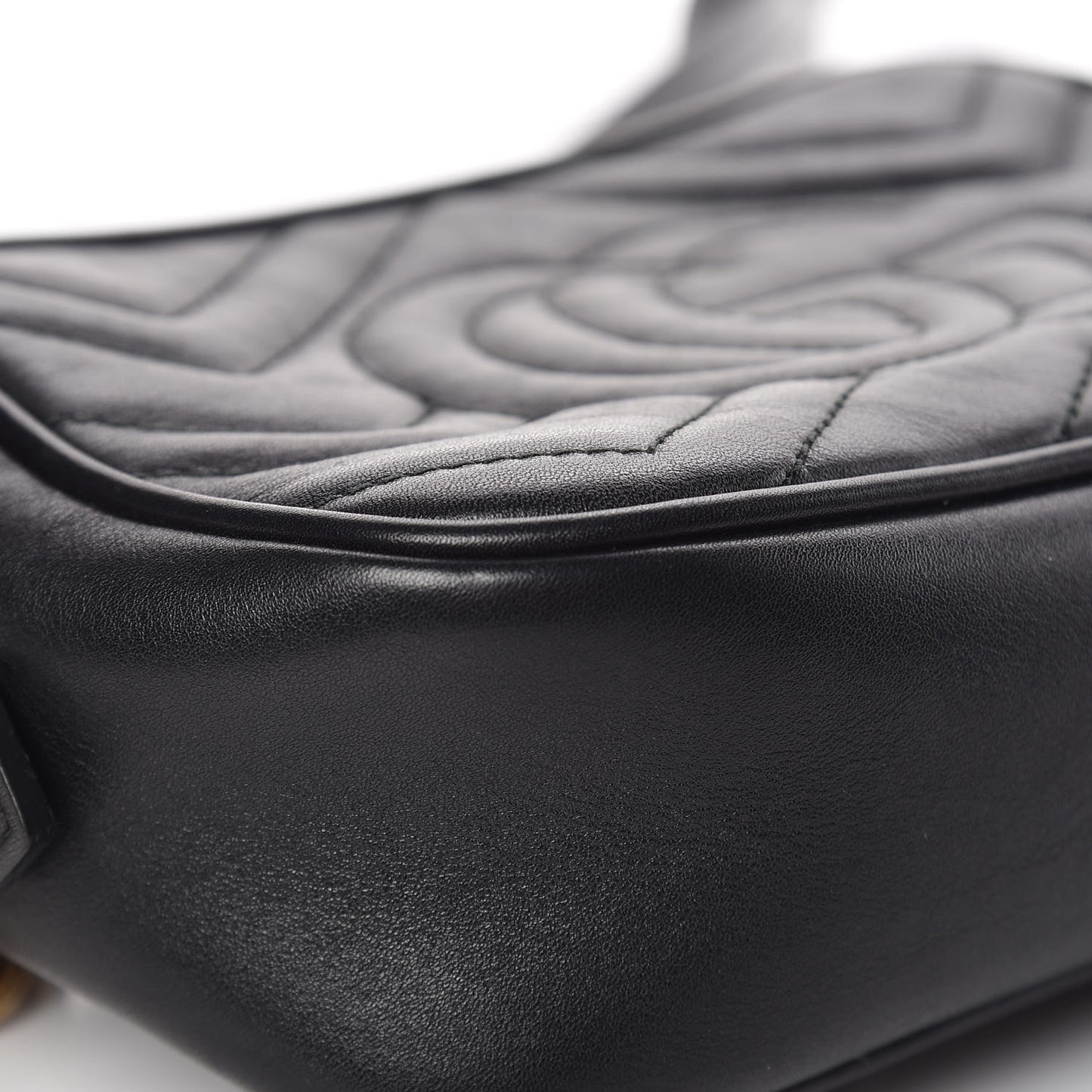 Calfskin Matelasse Mini GG Marmont Chain Shoulder Bag Black