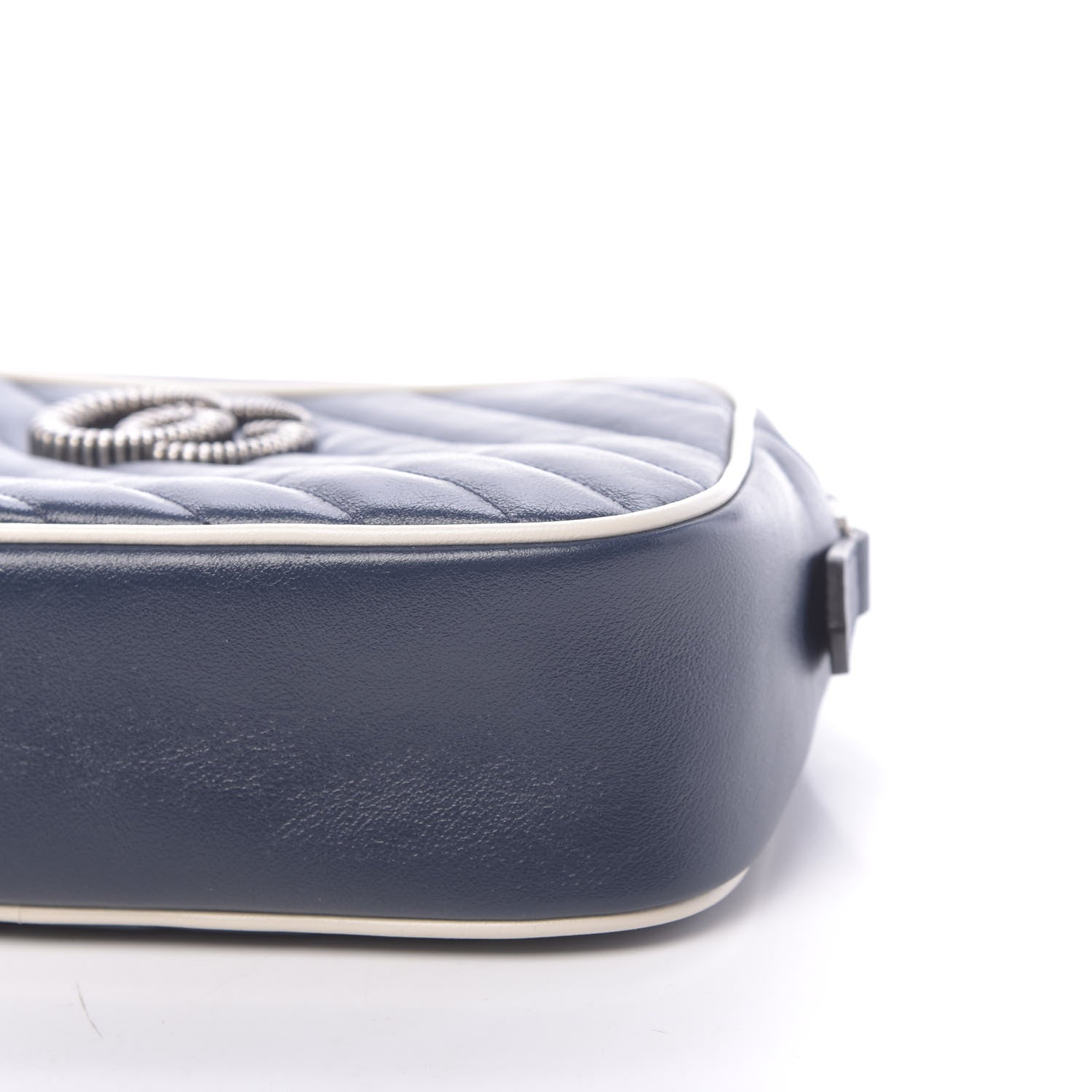 Gucci Vintage Effect Calfskin Matelasse Diagonal Small Torchon GG Marmont Chain Shoulder Bag Blue Agata Mystic White 9 of 10