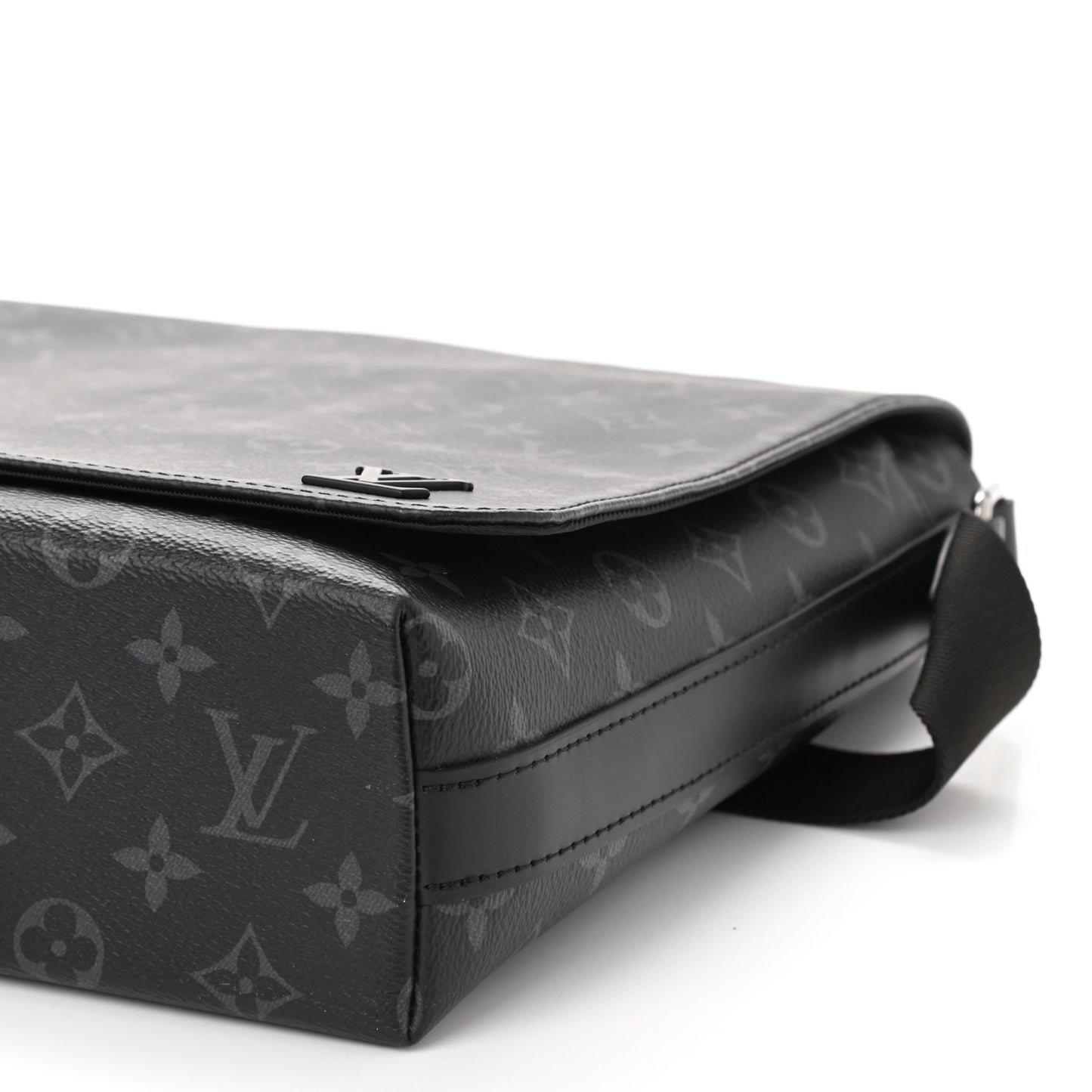 Monogram Eclipse District MM