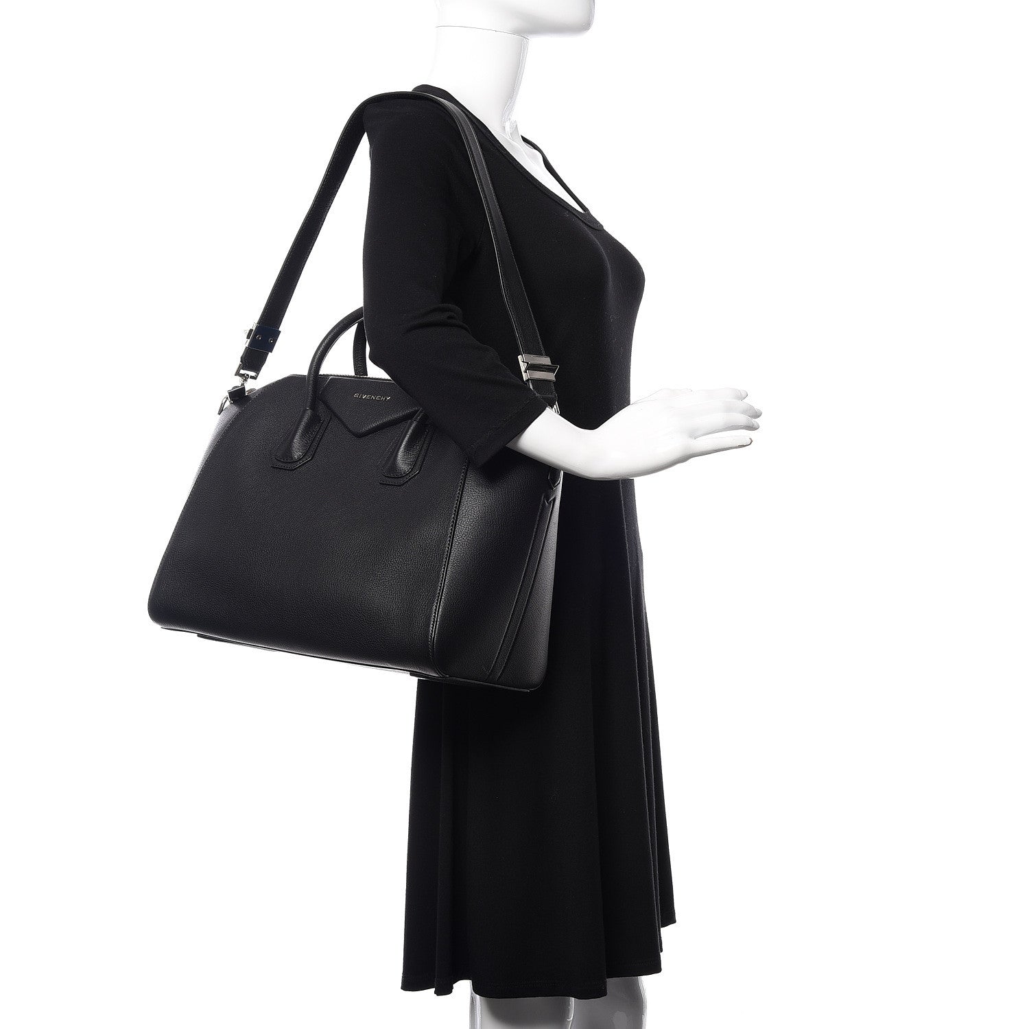 Givenchy Sugar Goatskin Medium Antigona Black 2 of 10