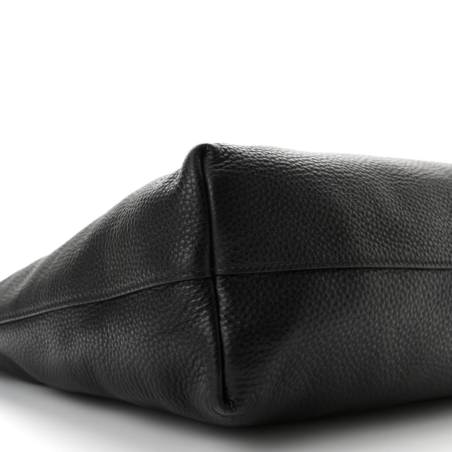 Vitello Daino Shopping Tote Black