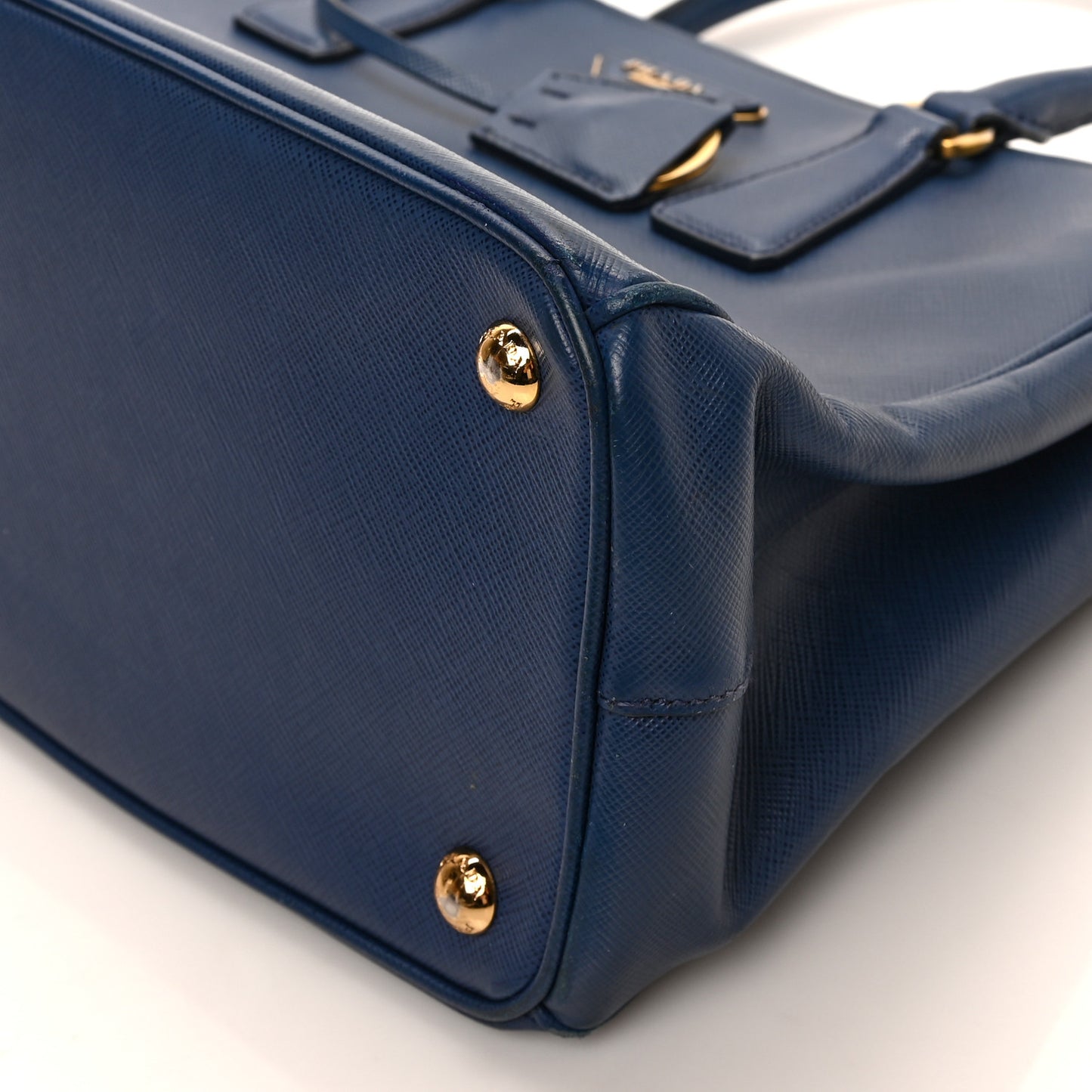 Saffiano Medium Galleria Double Zip Tote Bluette