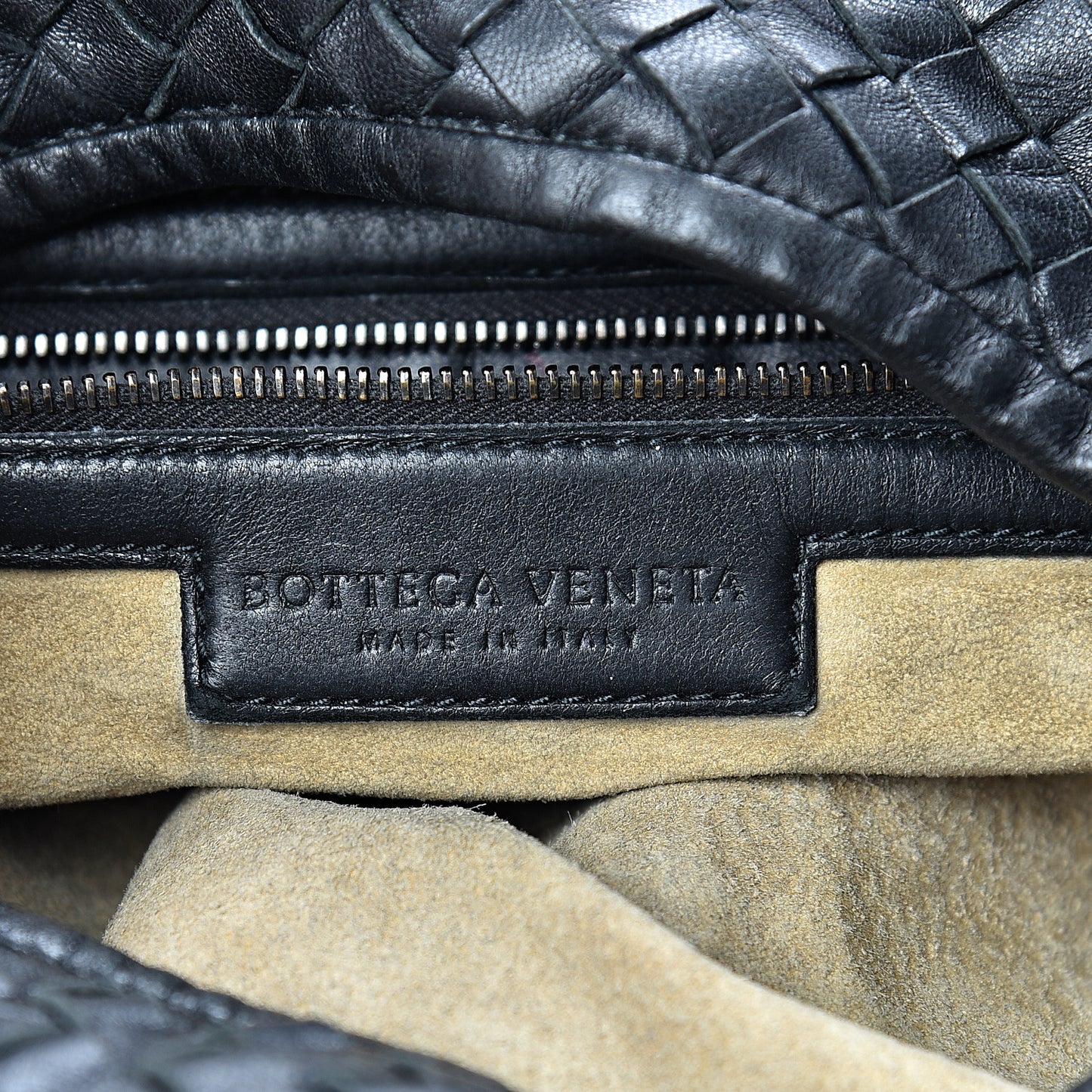 Nappa Intrecciato Large Belly Veneta Hobo Black