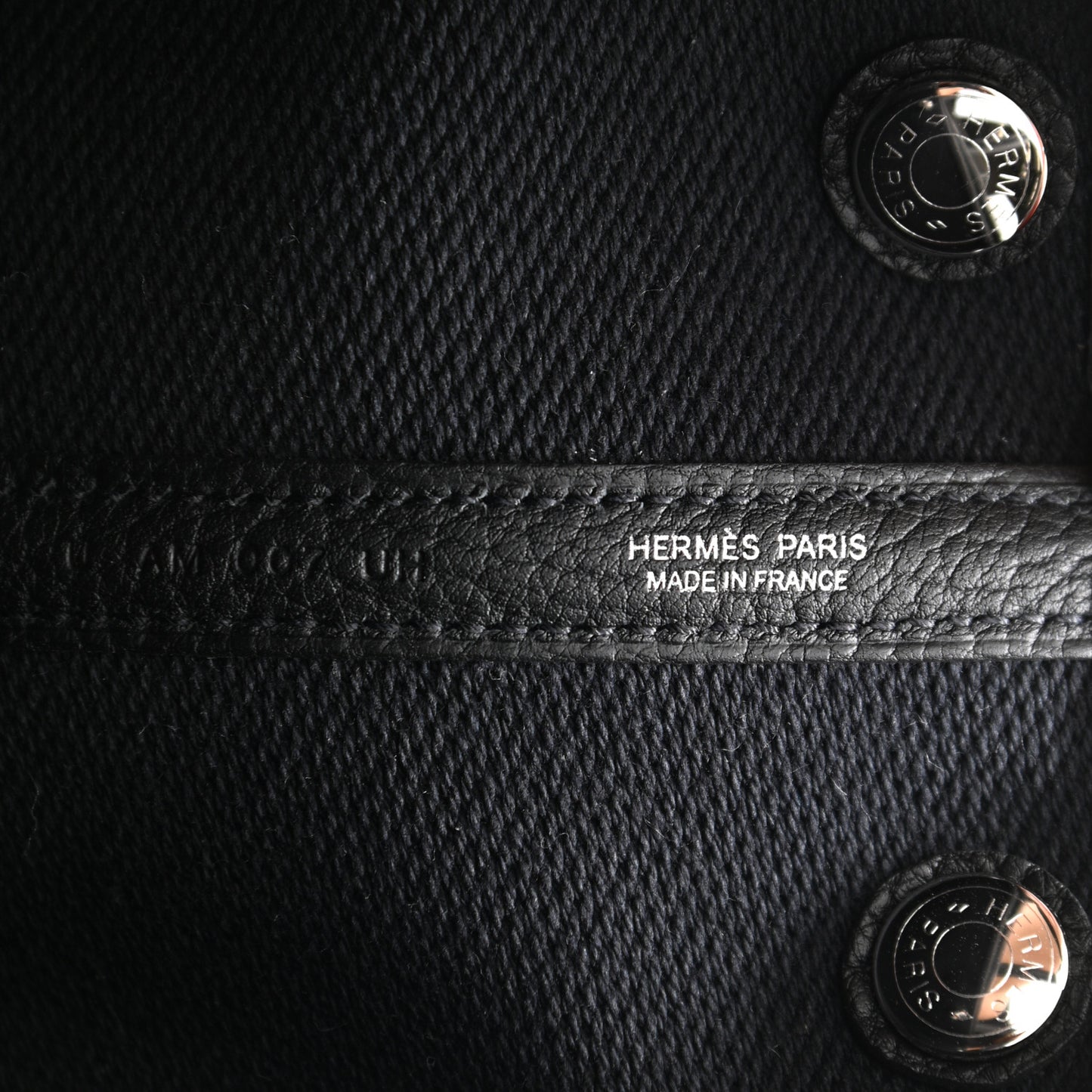 Twill H Negonda Garden Party 30 TPM Tote Ecru Black