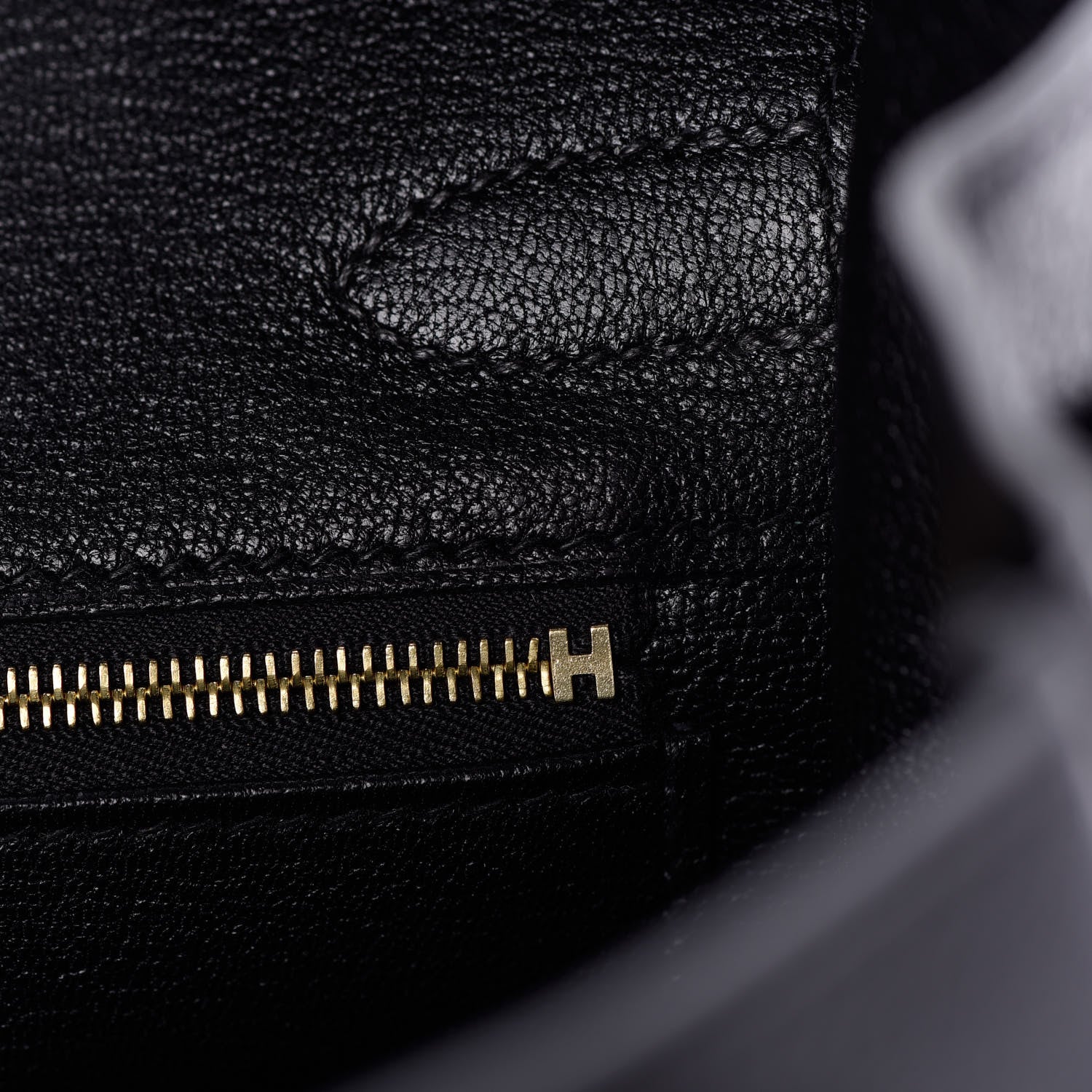 Hermes Taurillon Novillo Shiny Niloticus Crocodile Birkin Touch 30 Black 20 of 32