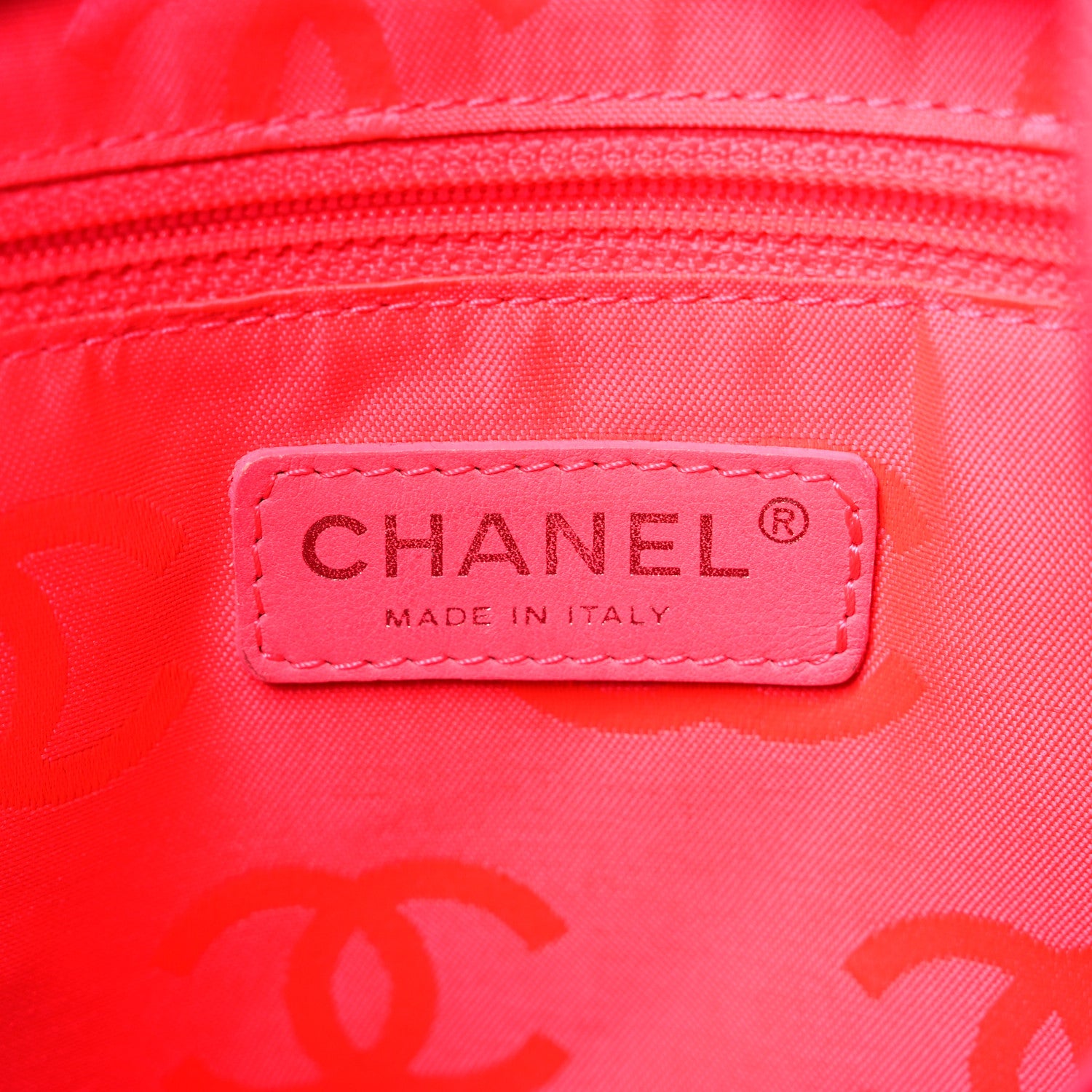 Chanel Calfskin Quilted Medium Cambon Tote White Black 5 of 11