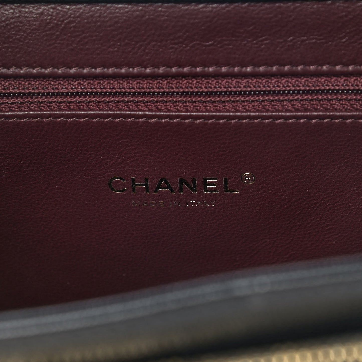 Caviar Quilted Large Business Affinity Flap Black
